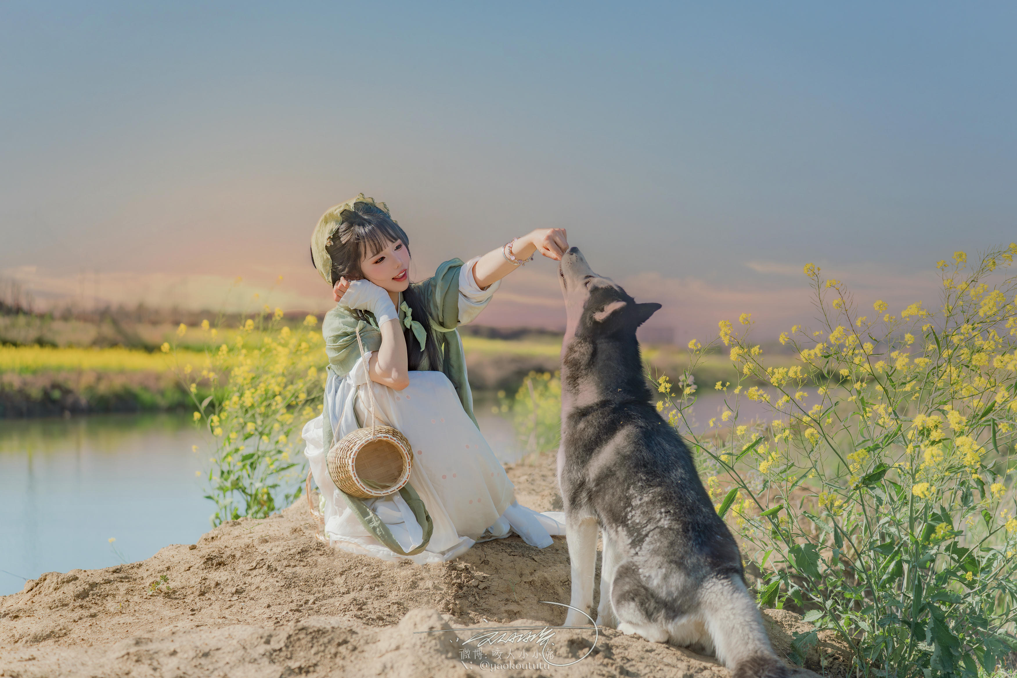 黏黏团子兔 NO.162 咬人小小兔 五月作品『田耕记』 [74P1V-1.81GB]_第1集