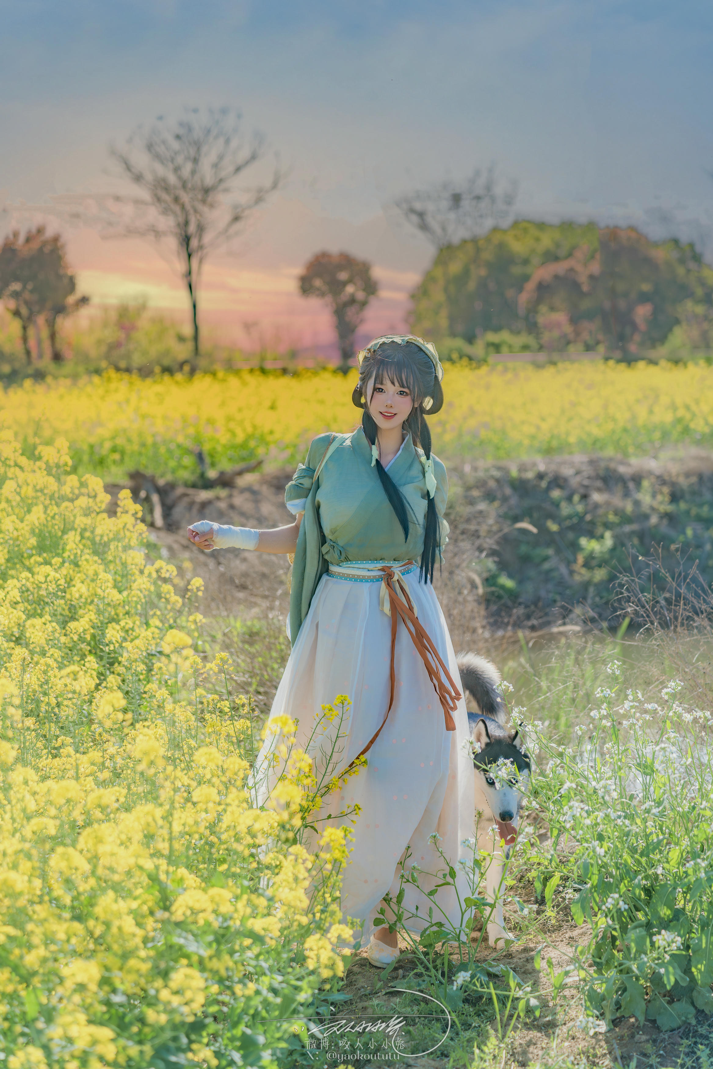 黏黏团子兔 NO.162 咬人小小兔 五月作品『田耕记』 [74P1V-1.81GB]_第1集