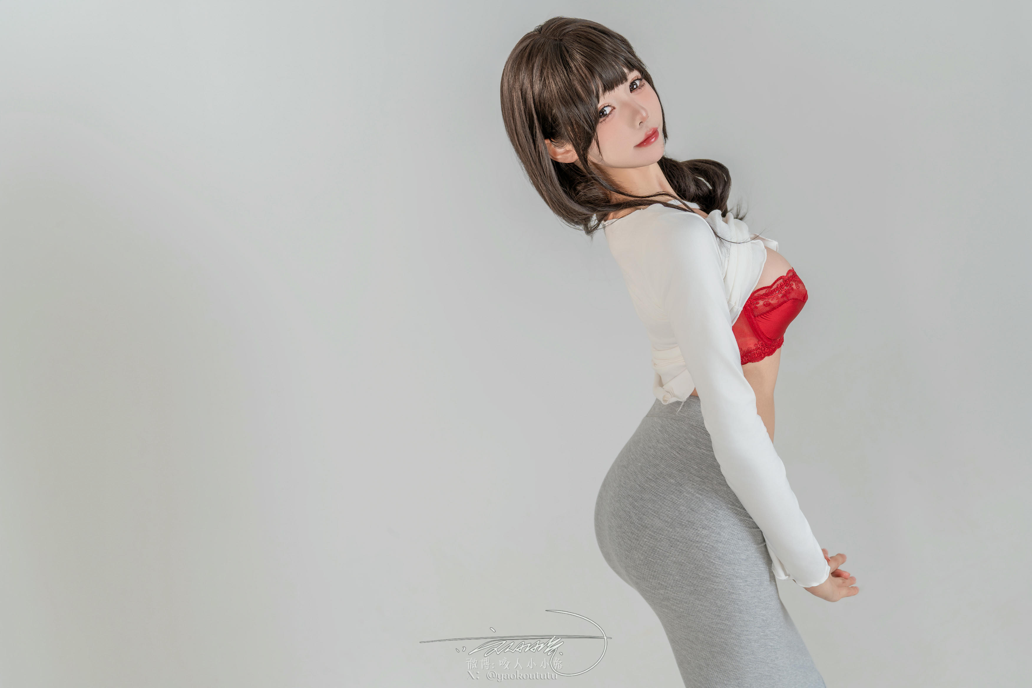 黏黏团子兔 NO.165 咬人小小兔 六月作品『夹心饼干』79P+1V Queen card [80P1V-934MB]_第1集