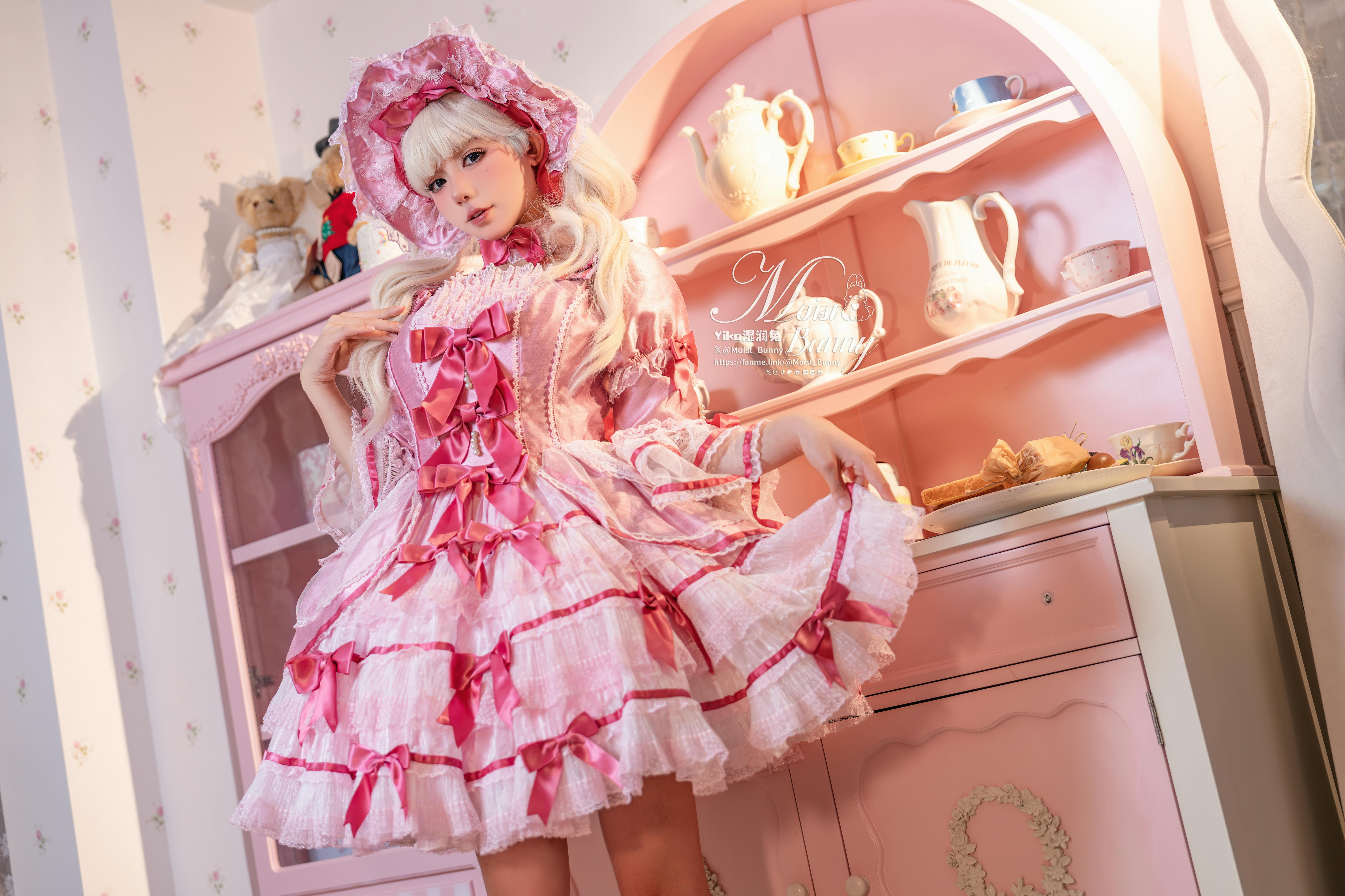 Yiko湿润兔 NO.208 25.01月作品『丝绒粉黛』小舞蹈 [86P 2V 3.61G]_第1集