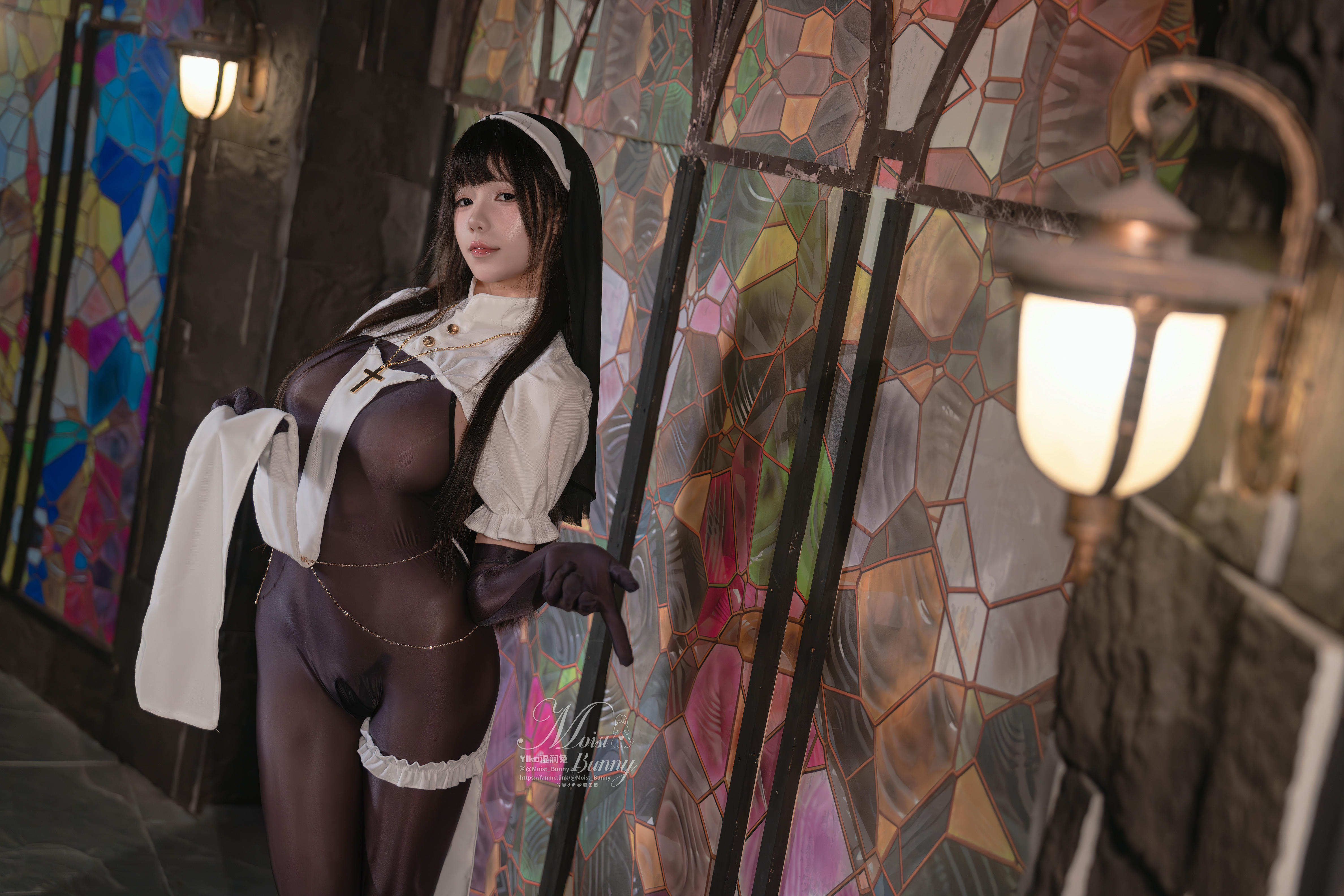 Yiko湿润兔 NO.210 25.01月作品『布道圣女』傲慢扭胯舞 [72P1V 1.71GB]_第1集