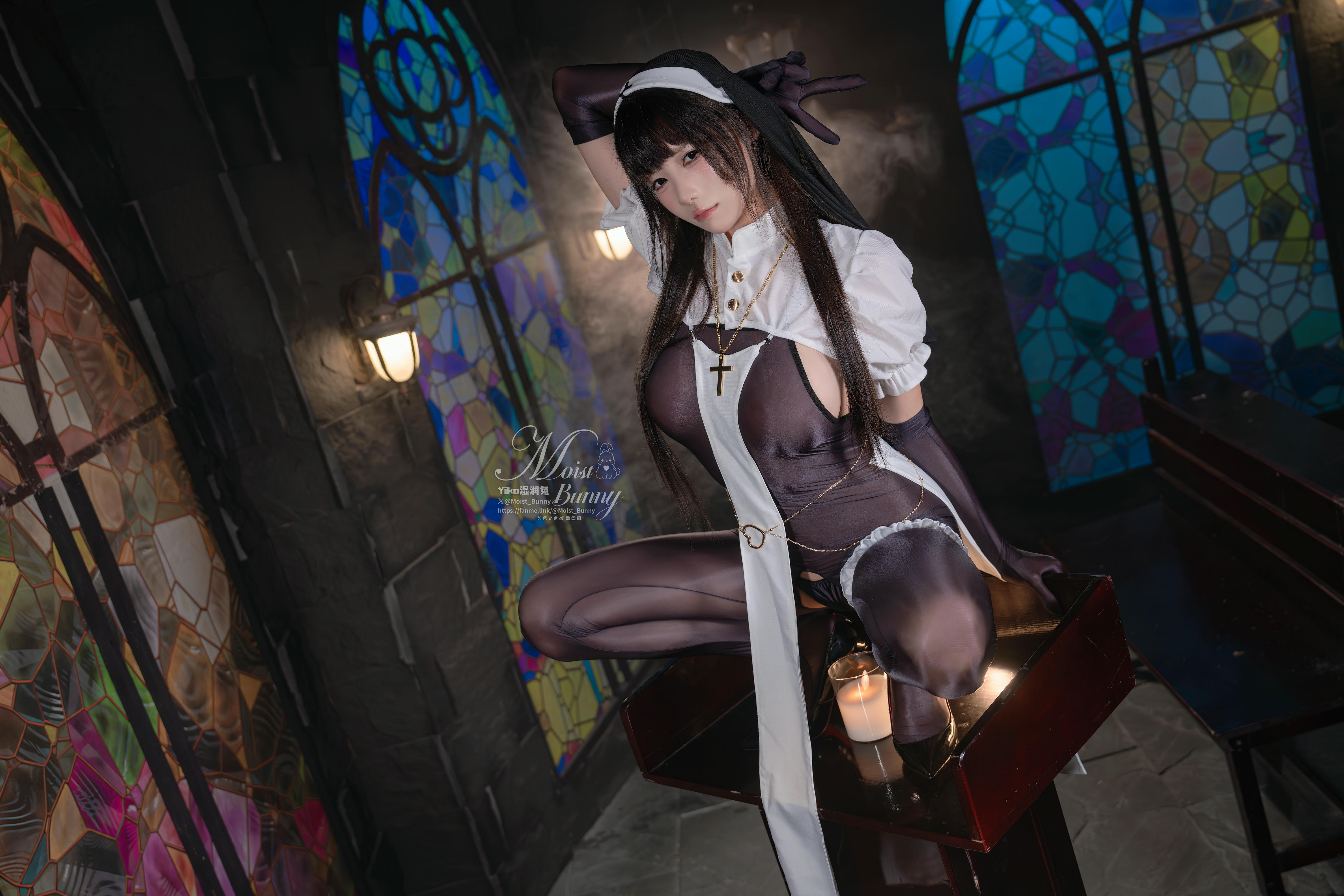 Yiko湿润兔 NO.210 25.01月作品『布道圣女』傲慢扭胯舞 [72P1V 1.71GB]_第2集