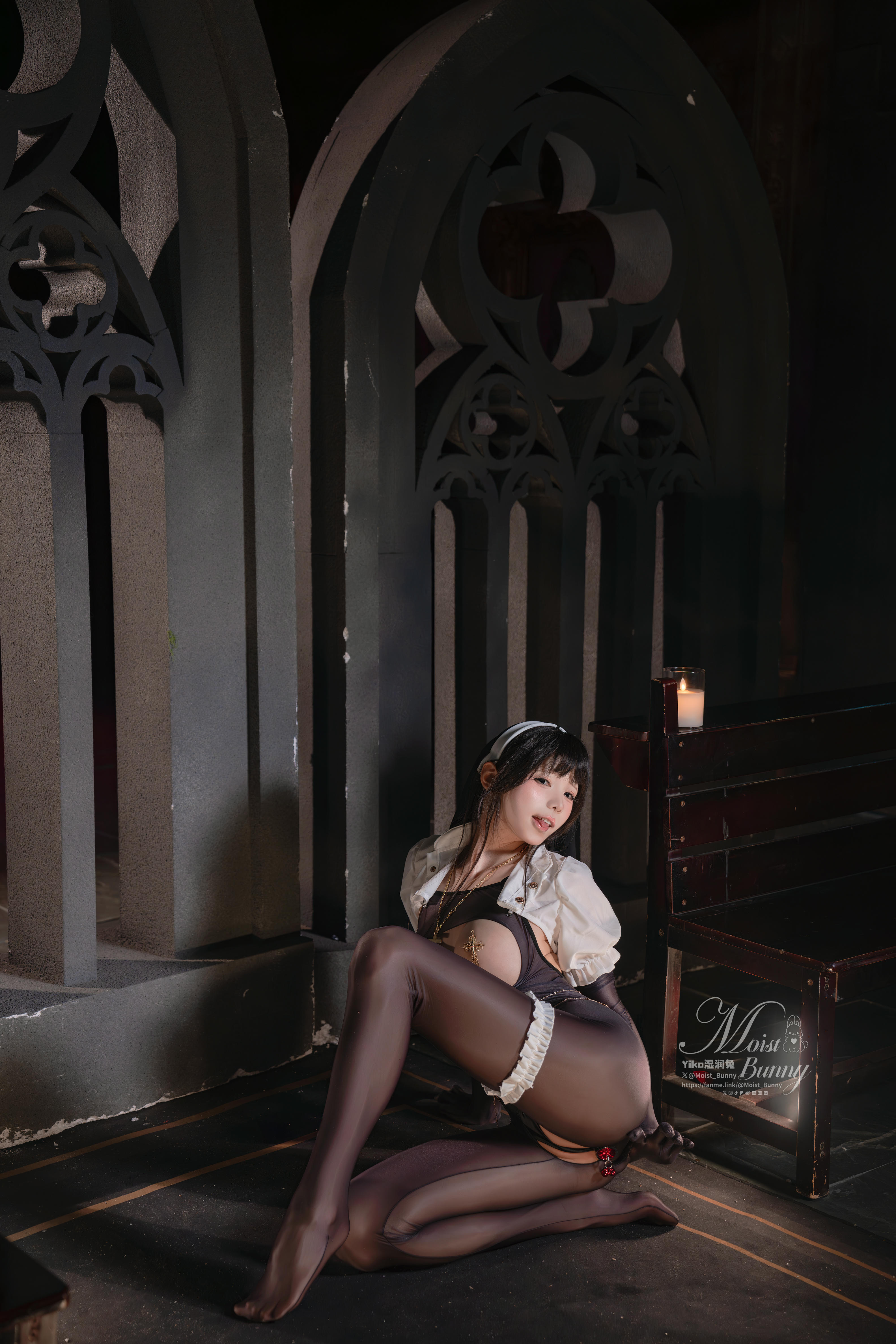 Yiko湿润兔 NO.210 25.01月作品『布道圣女』傲慢扭胯舞 [72P1V 1.71GB]_第4集