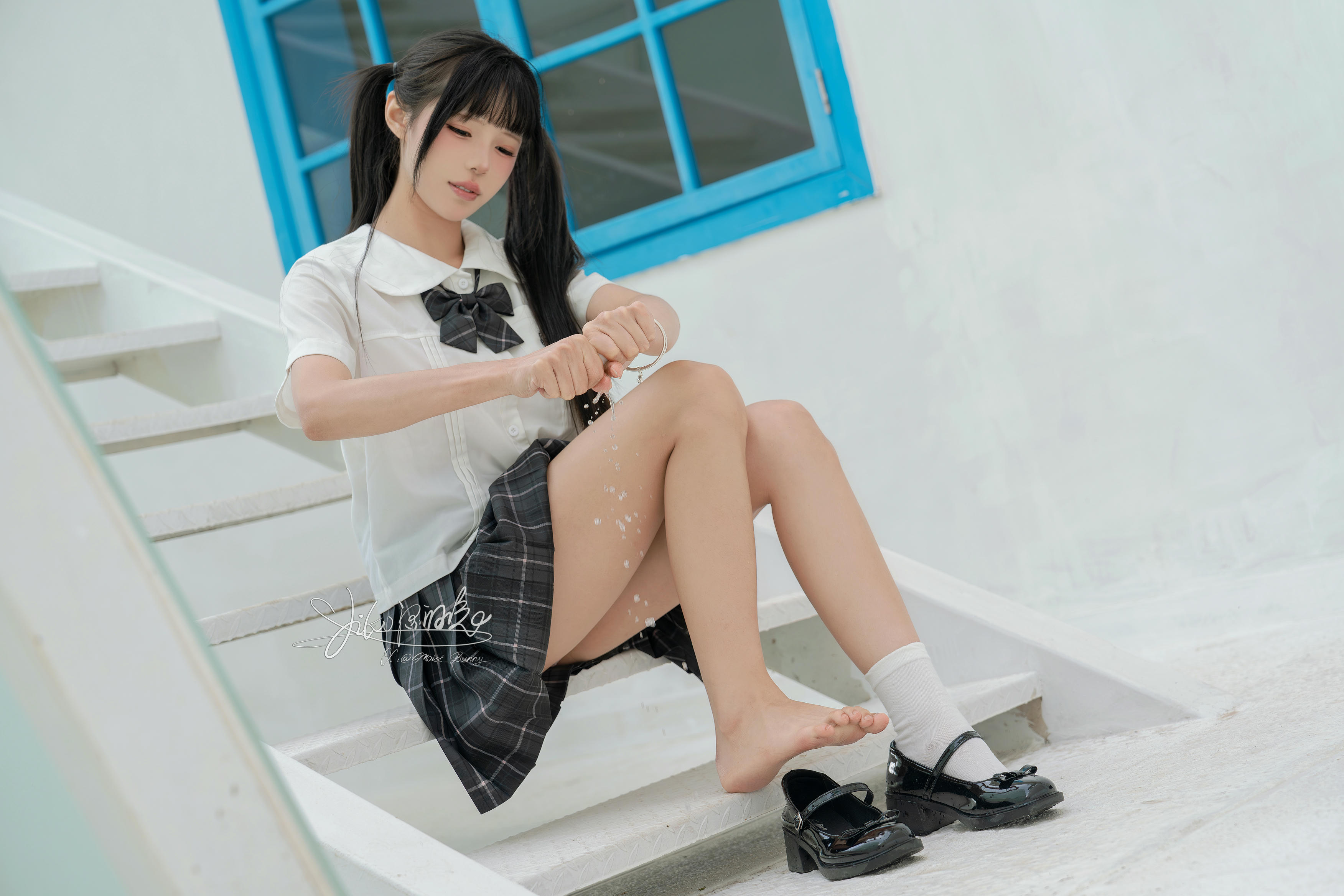 Yiko湿润兔 NO.192 24.10月作品『雨后小故事』B WITH B[89P1V 1.69GB]_第1集