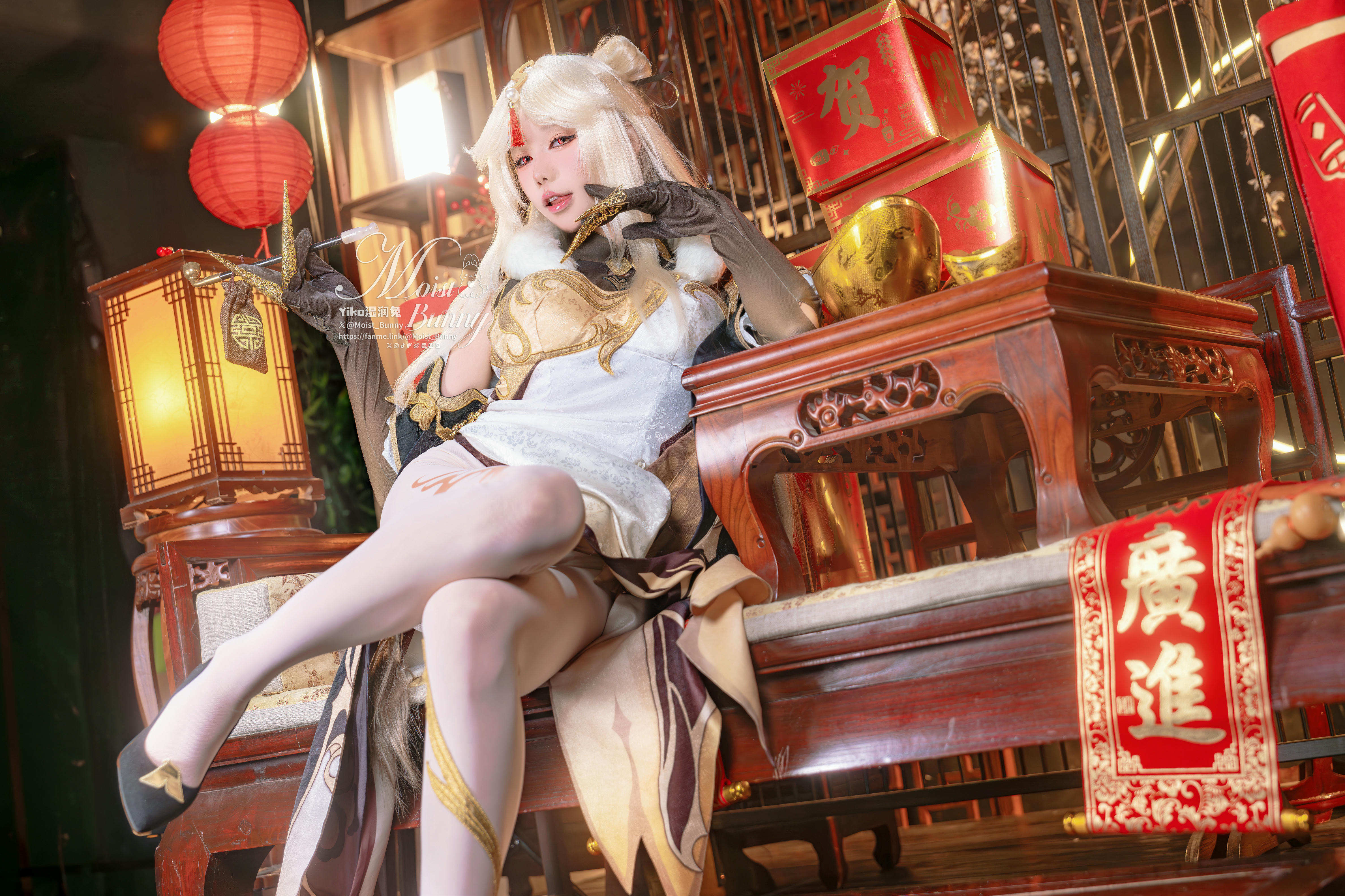 Yiko湿润兔 NO.212 25.02月作品『金蛇来财 凝光贺岁』Good night kiss [89P+1V 1.74GB]_第1集