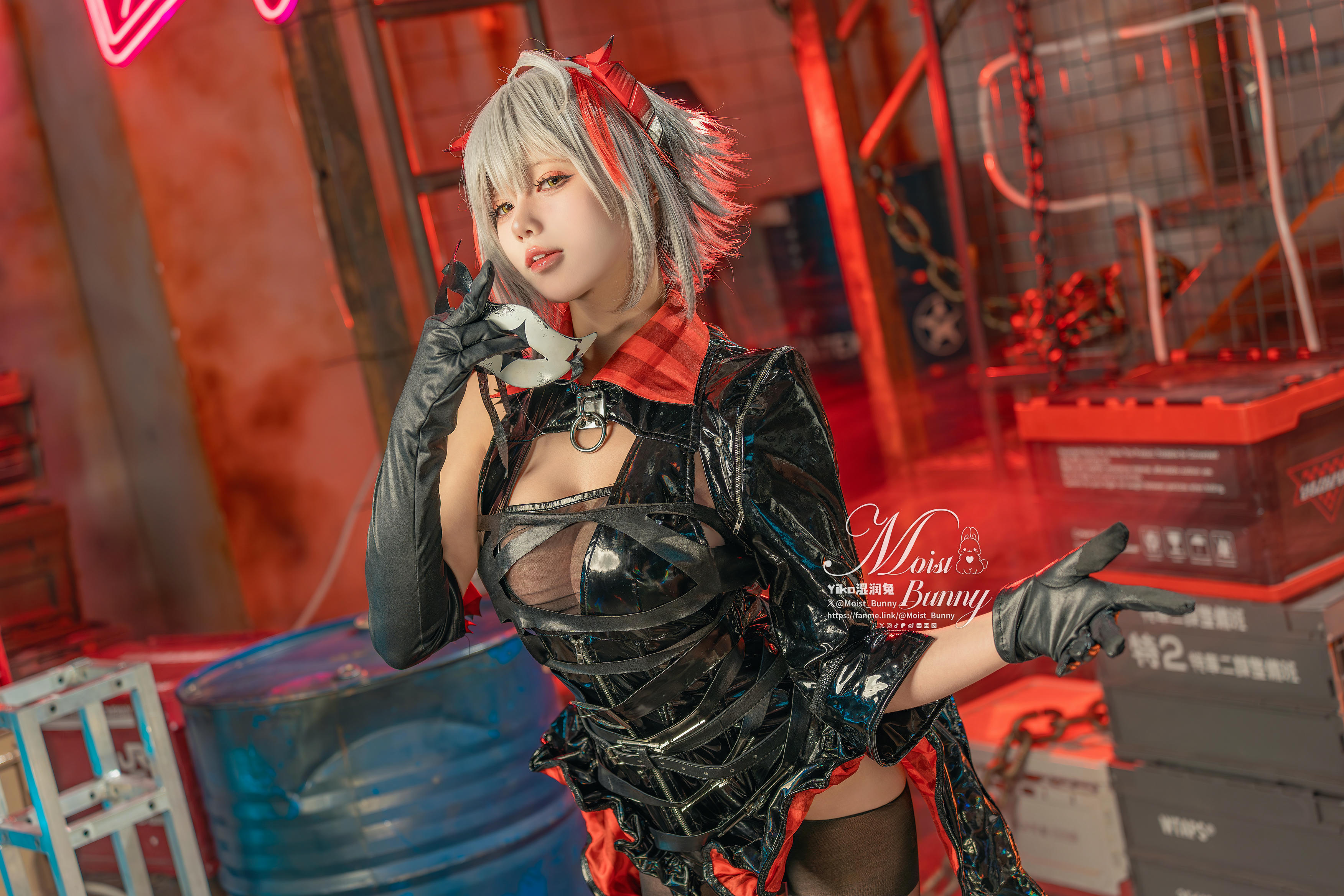 Yiko湿润兔 NO.214 25.02月作品『愚夜密函-W』[71P1V 1.29GB]_第1集