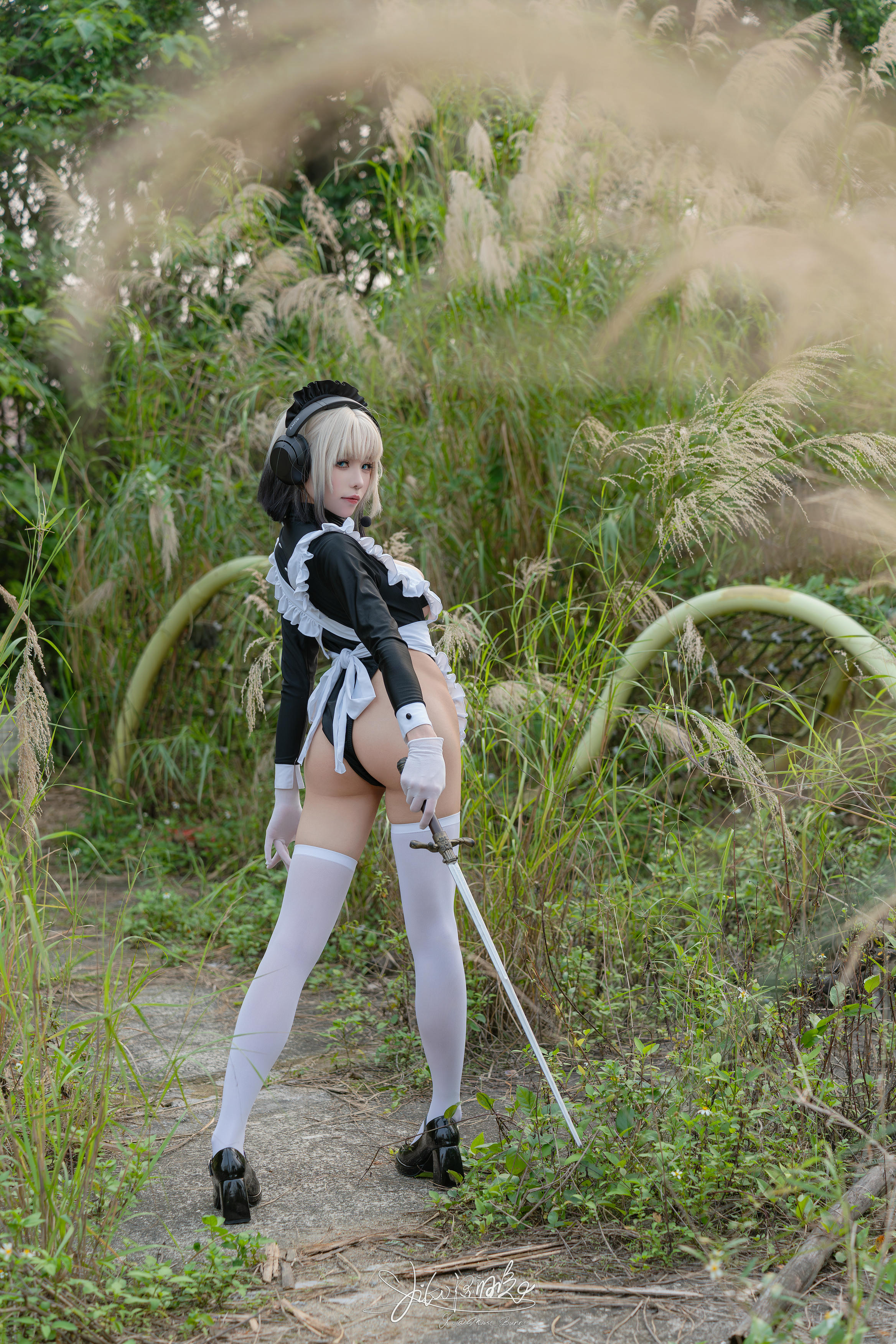 Yiko湿润兔 NO.193 24.10月作品『战斗女仆』动感光波 [76P1V 1.62GB]_第1集