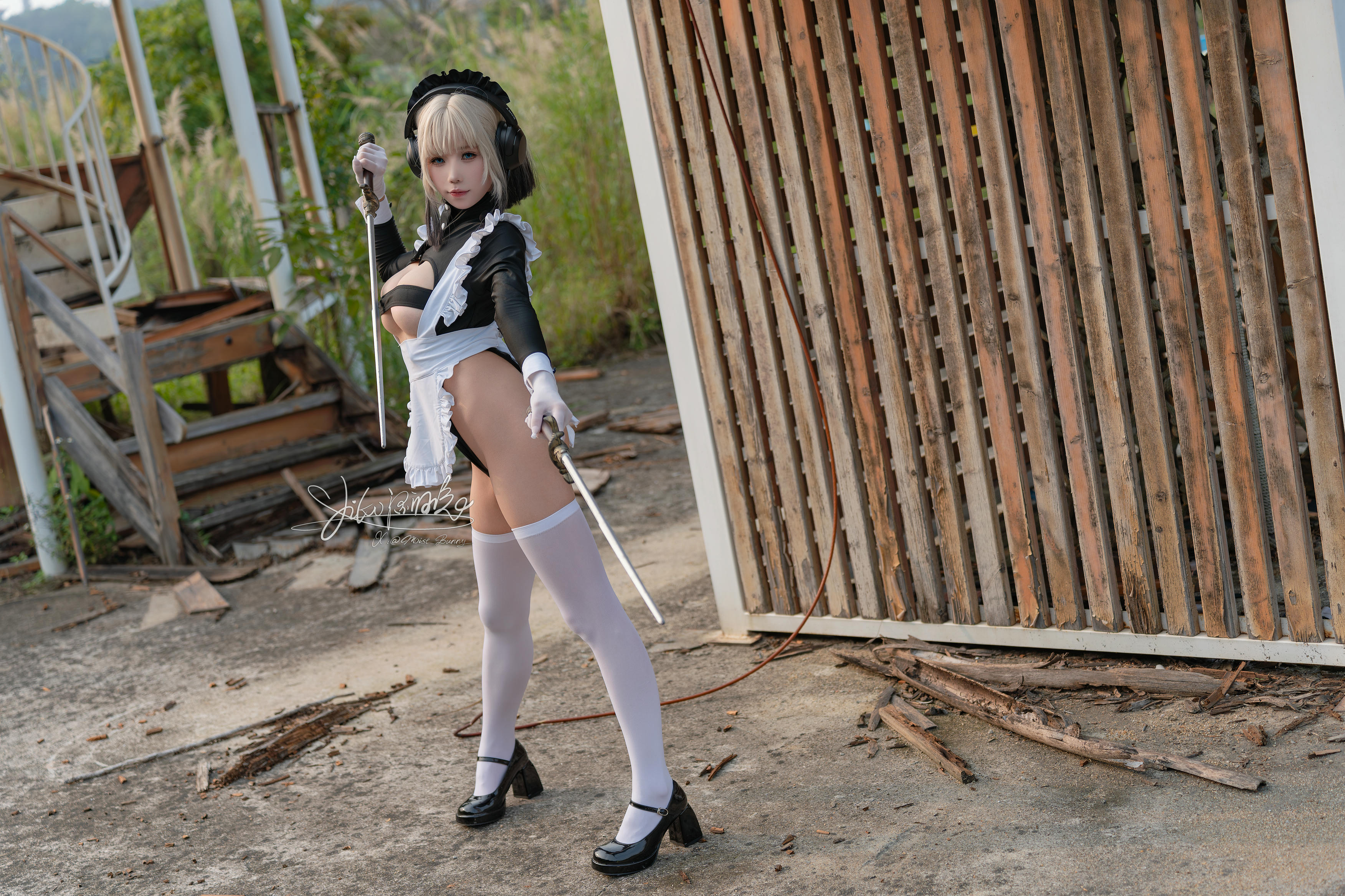 Yiko湿润兔 NO.193 24.10月作品『战斗女仆』动感光波 [76P1V 1.62GB]_第1集