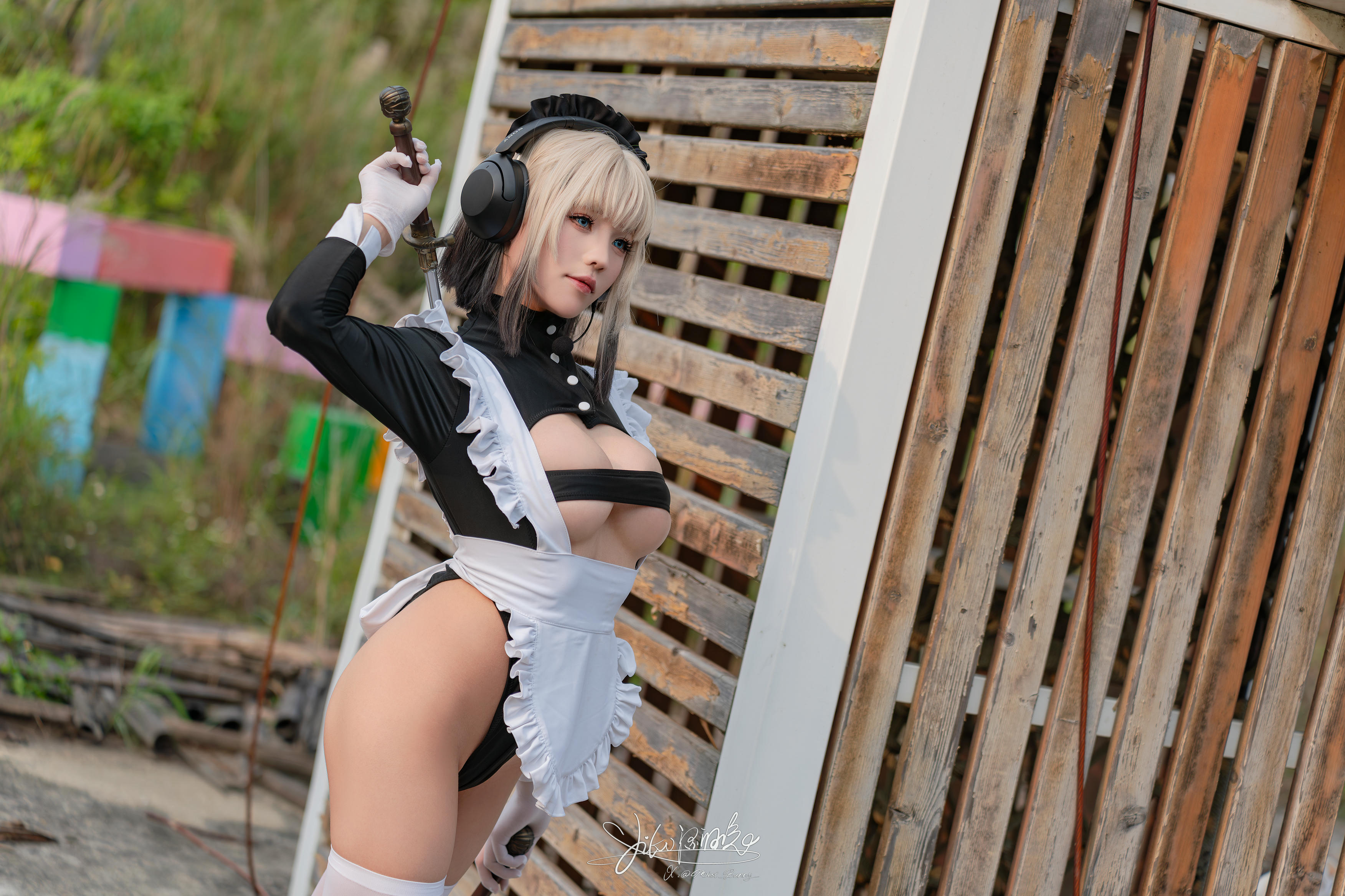 Yiko湿润兔 NO.193 24.10月作品『战斗女仆』动感光波 [76P1V 1.62GB]_第1集