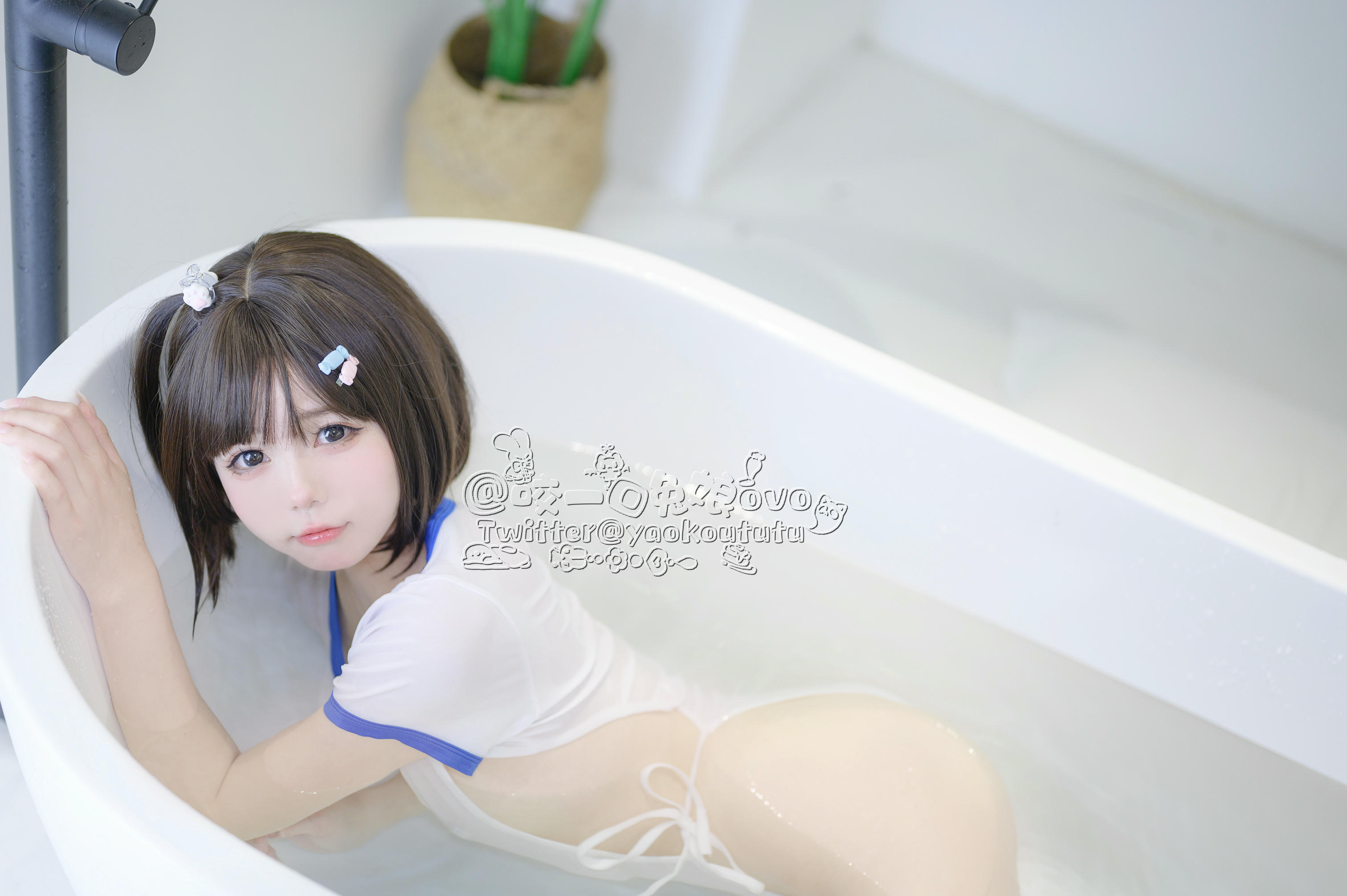 黏黏团子兔 NO.006 纯白欲缸 [57P 482MB]_第3集