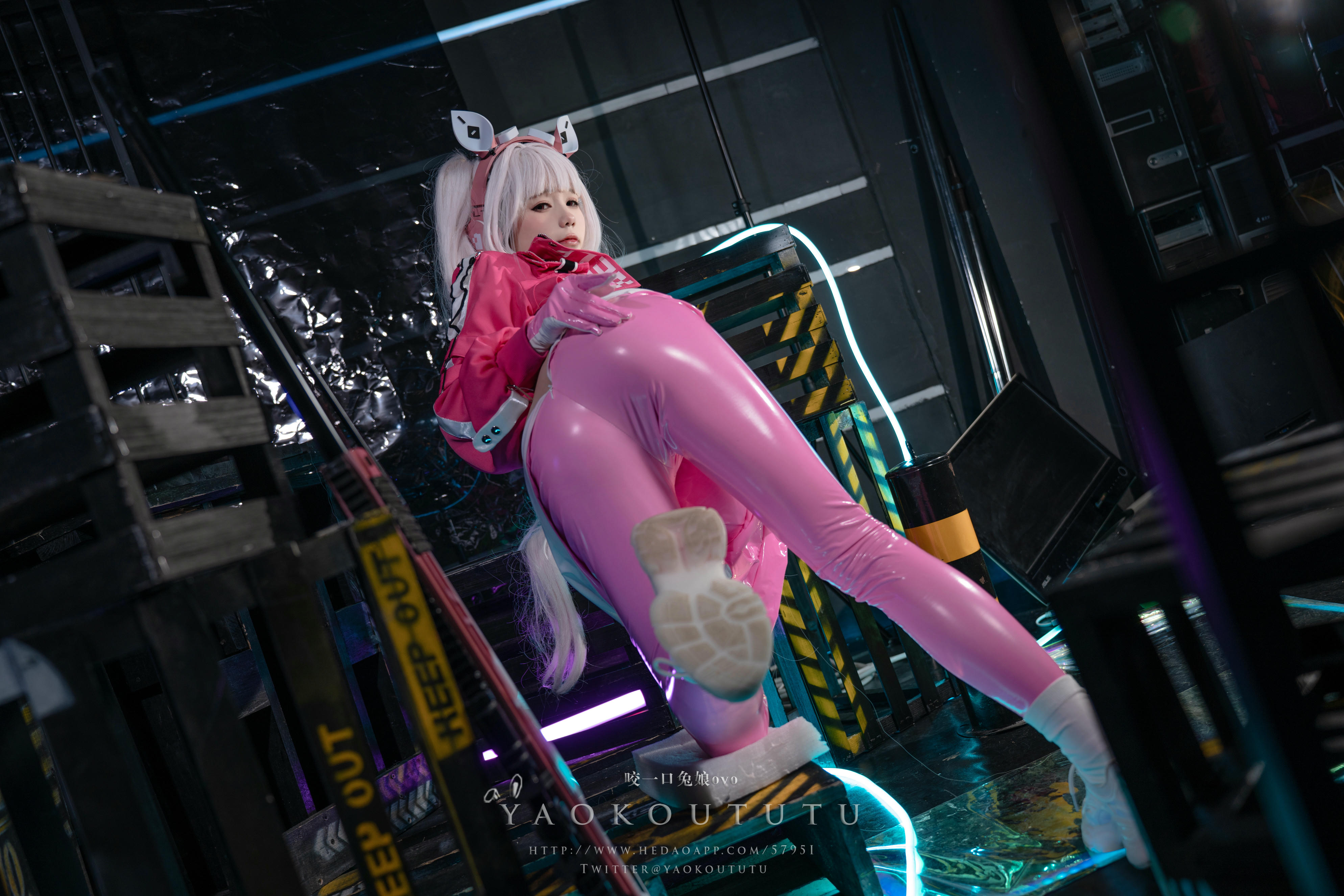 黏黏团子兔 NO.054 NIKKE：爱丽丝 [52P1V-1.51GB]_第2集