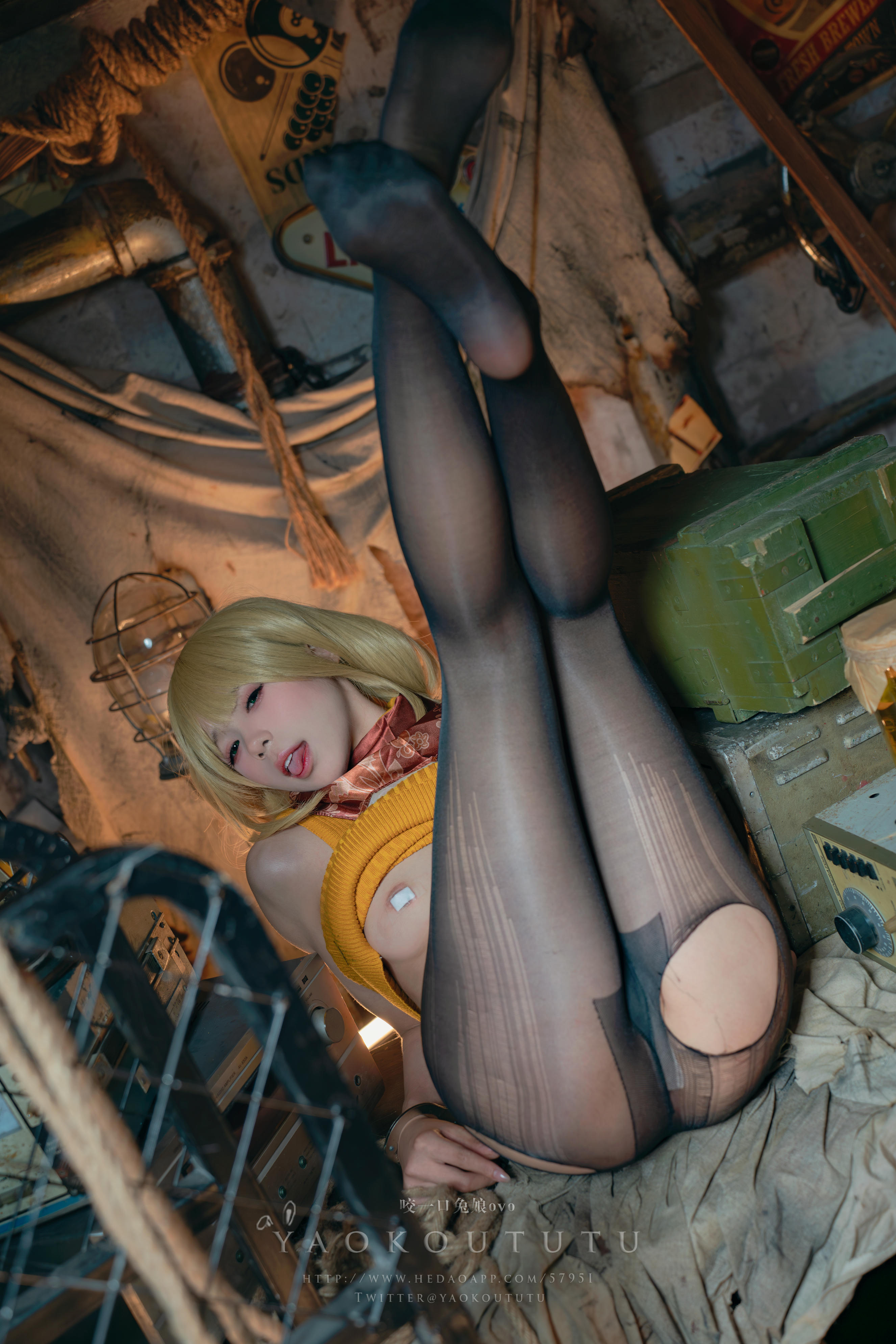 黏黏团子兔 NO.055 咬一口兔娘ovo 生化危机4重置版 阿什莉 [59P1V-1.45GB]_第3集