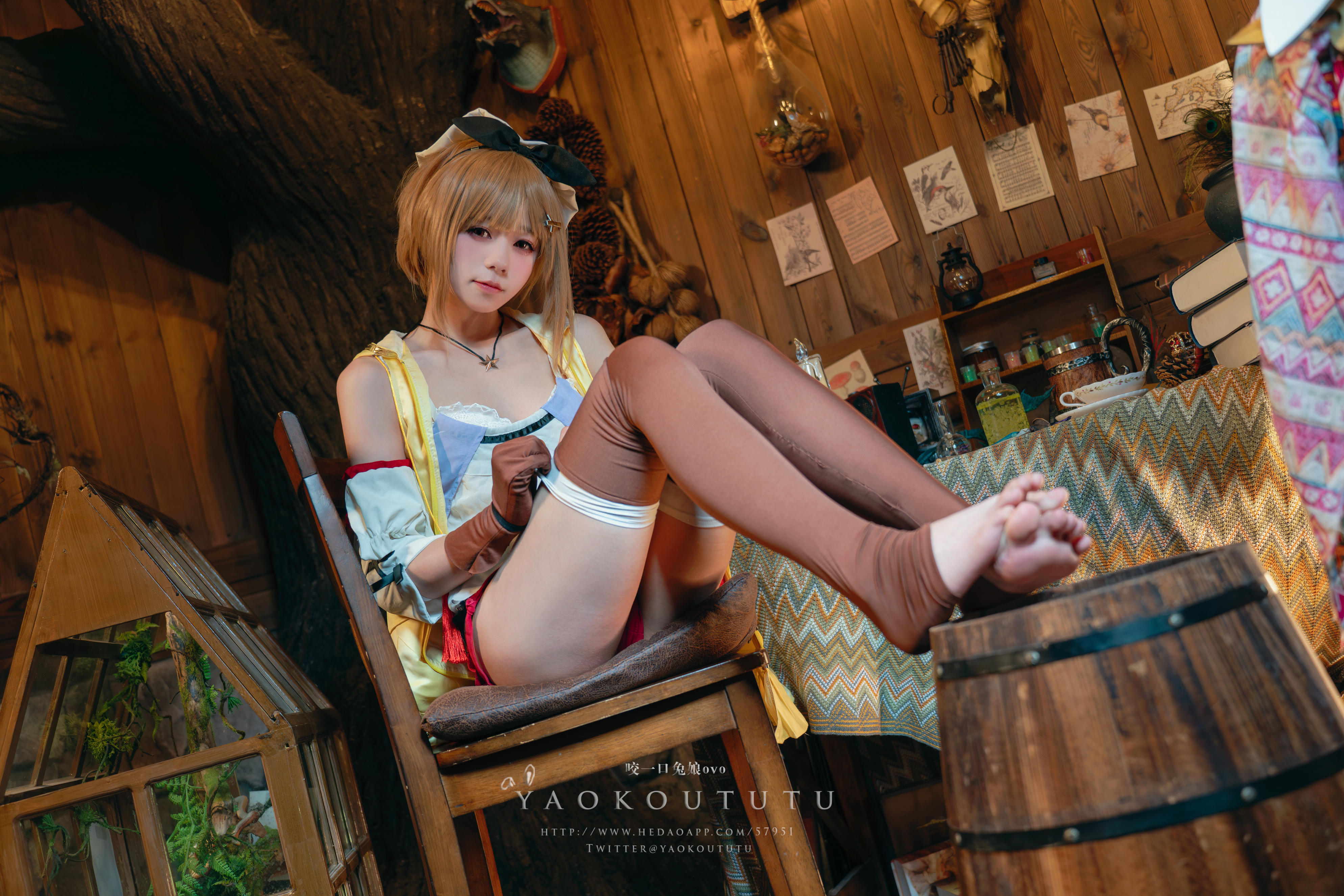 黏黏团子兔 NO.073 咬一口兔娘ovo 『莱莎的秘密工坊』和我交往吗 [53P1V 1.12GB]_第2集