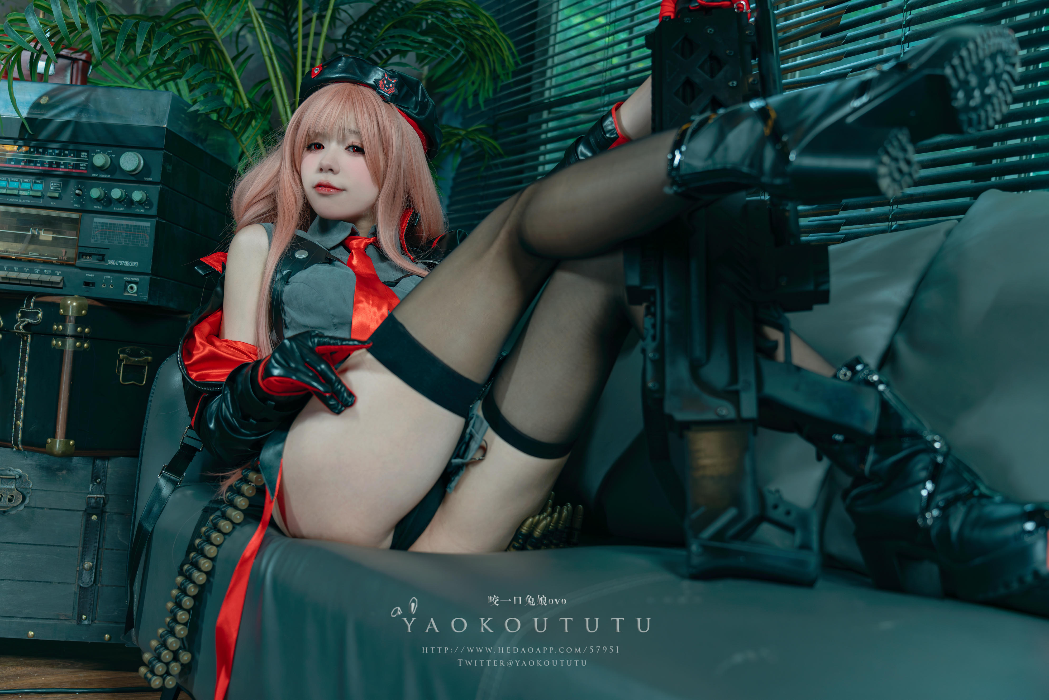 黏黏团子兔 NO.076 咬一口兔娘ovo『拉毗咨询时间+1V小剧场』[52P1V 1.37GB]_第1集