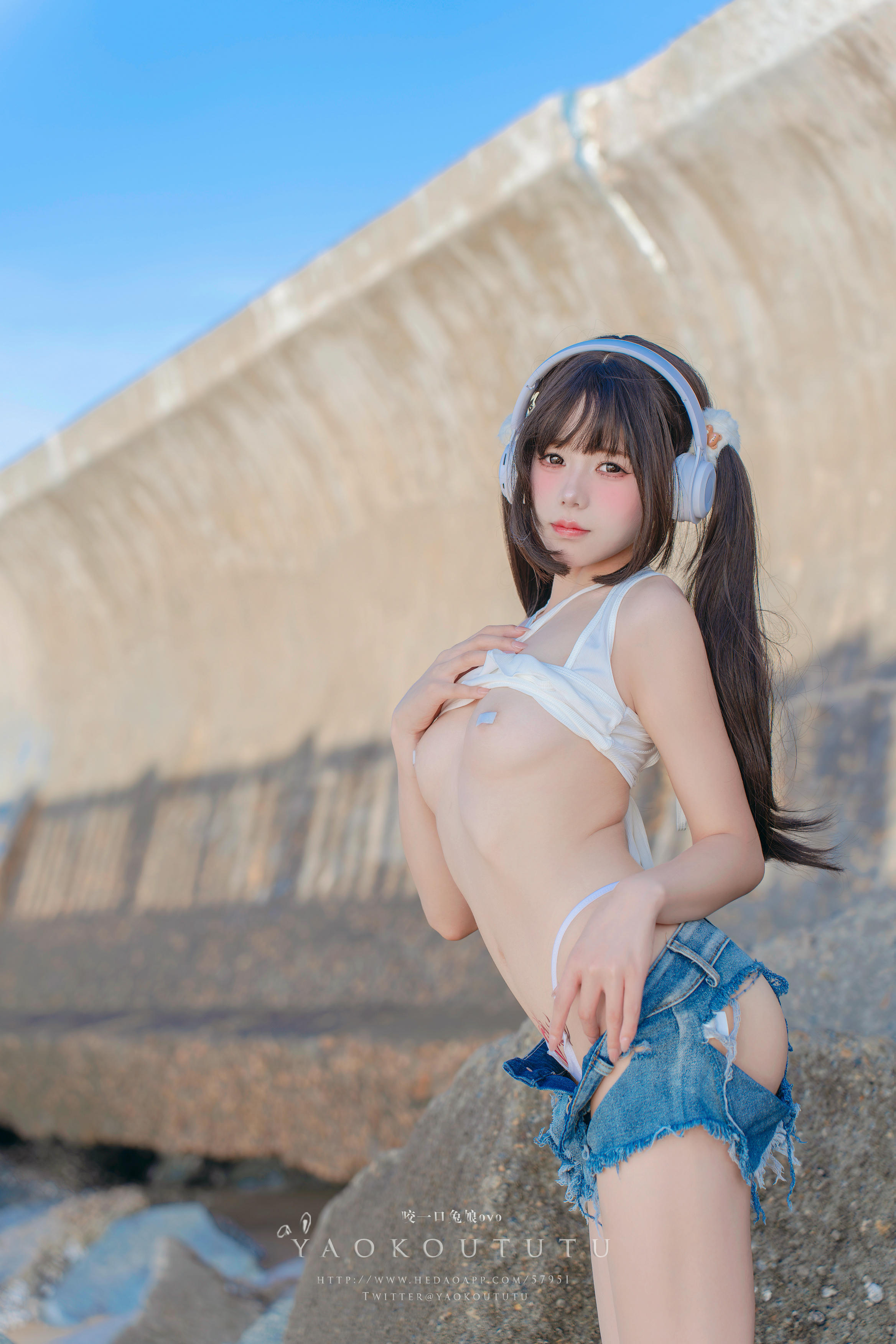 黏黏团子兔 NO.081 咬一口兔娘ovo 八月订阅『海音旋律』Mr.Chu [71P1V 1.44GB]_第1集