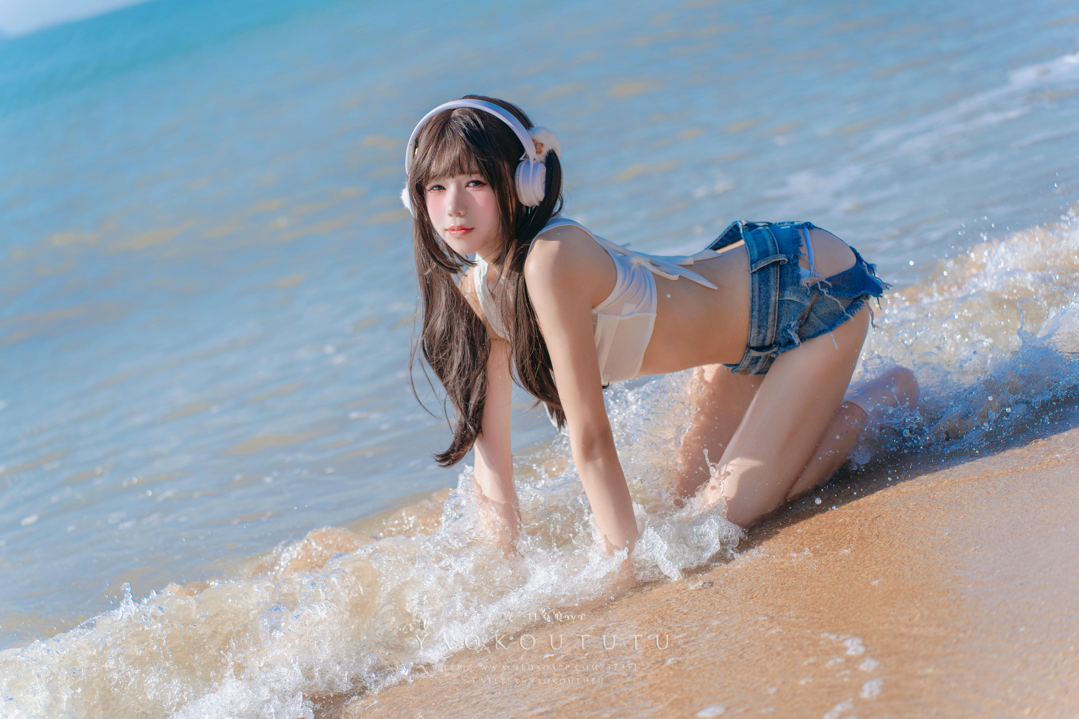 黏黏团子兔 NO.081 咬一口兔娘ovo 八月订阅『海音旋律』Mr.Chu [71P1V 1.44GB]_第3集