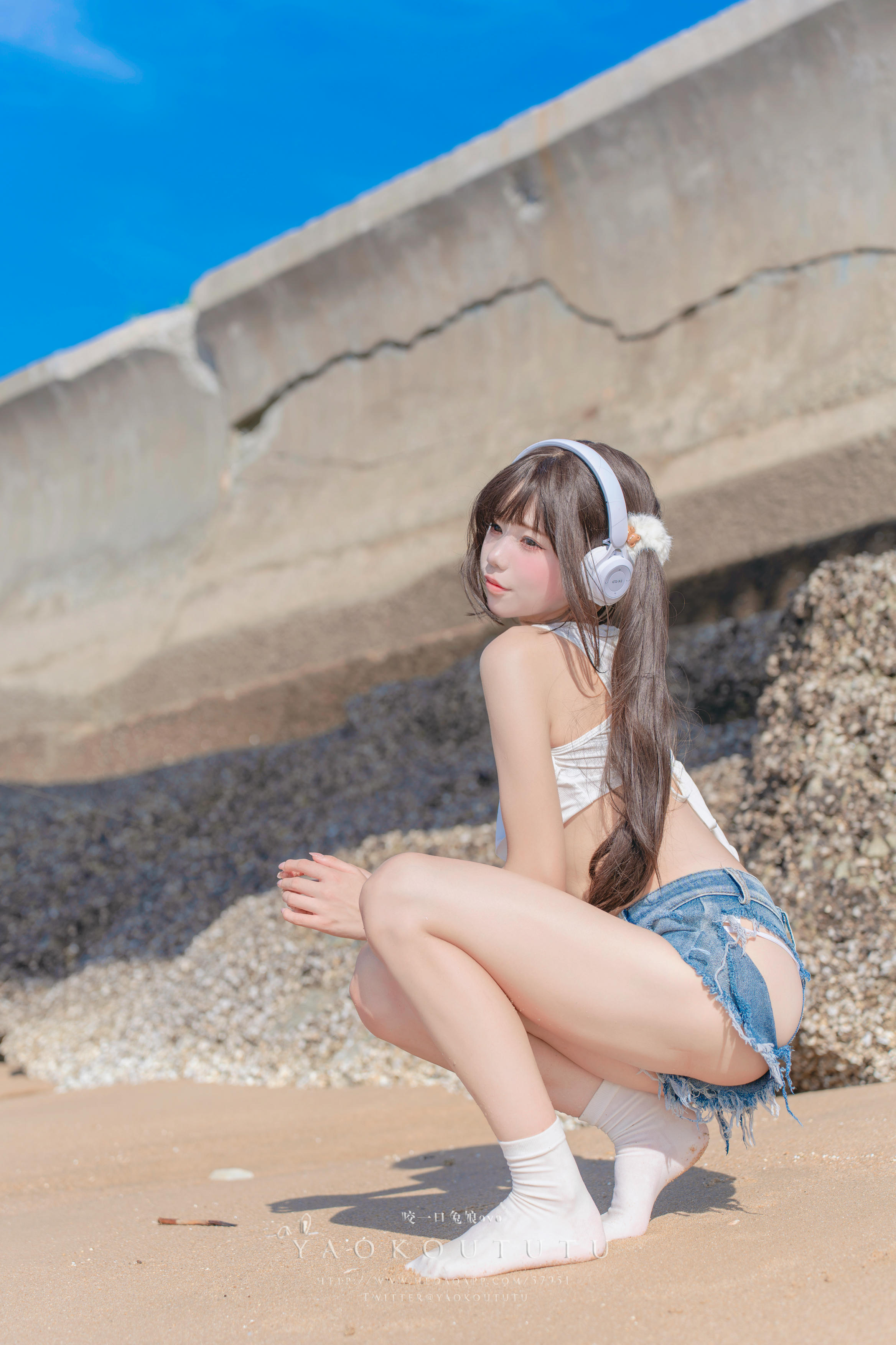 黏黏团子兔 NO.081 咬一口兔娘ovo 八月订阅『海音旋律』Mr.Chu [71P1V 1.44GB]_第3集