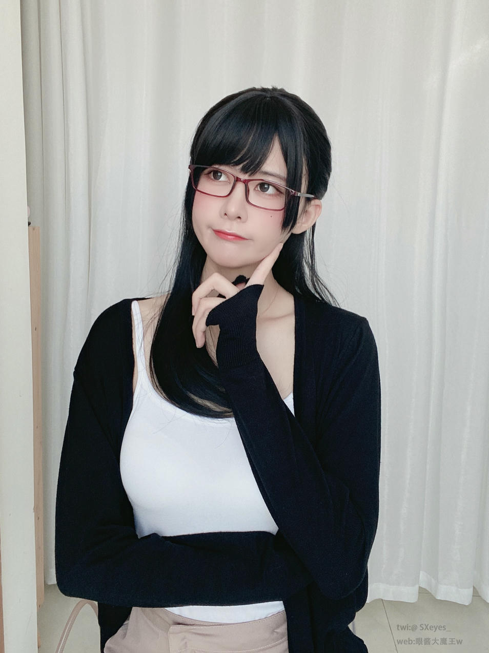 眼酱大魔王w NO.012 OL3 爱喝可乐的前辈w [30P-147MB]_第2集