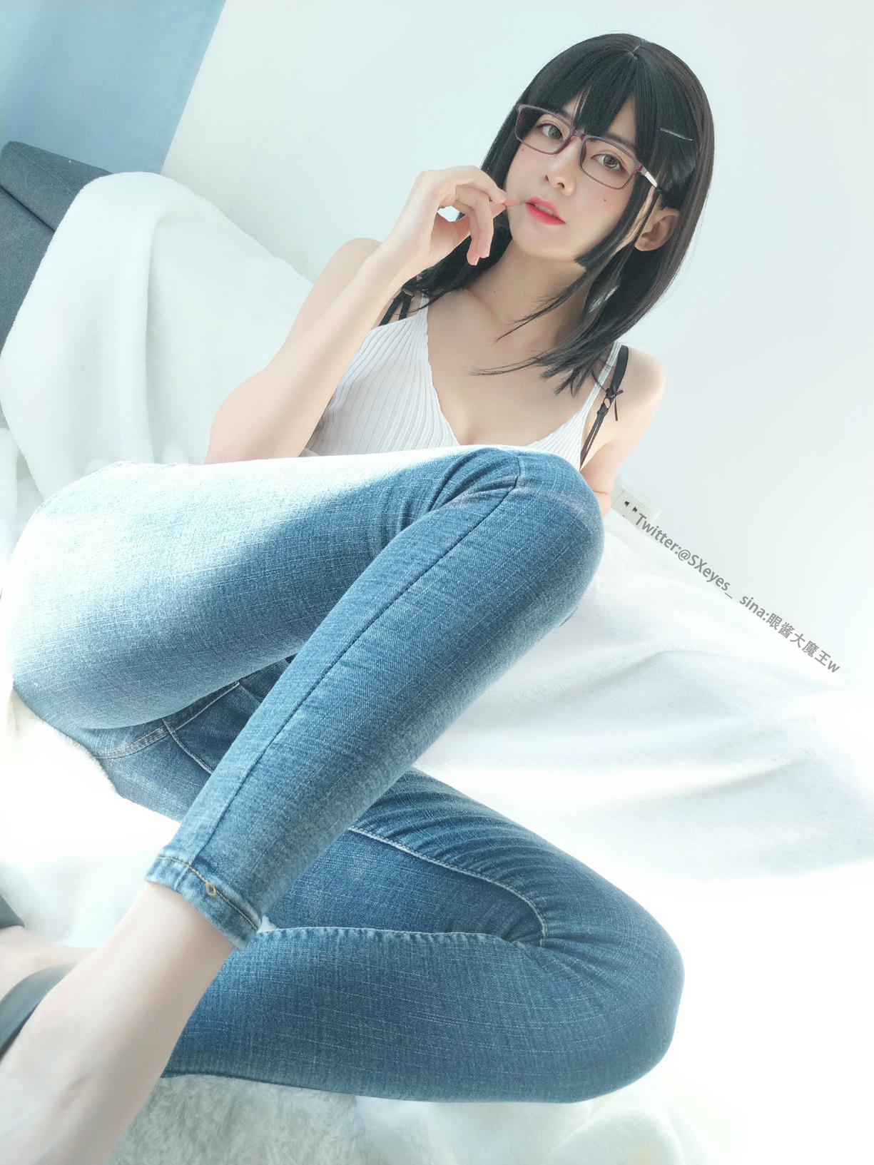 眼酱大魔王w NO.015 牛仔裤 [32P-164M]_第1集