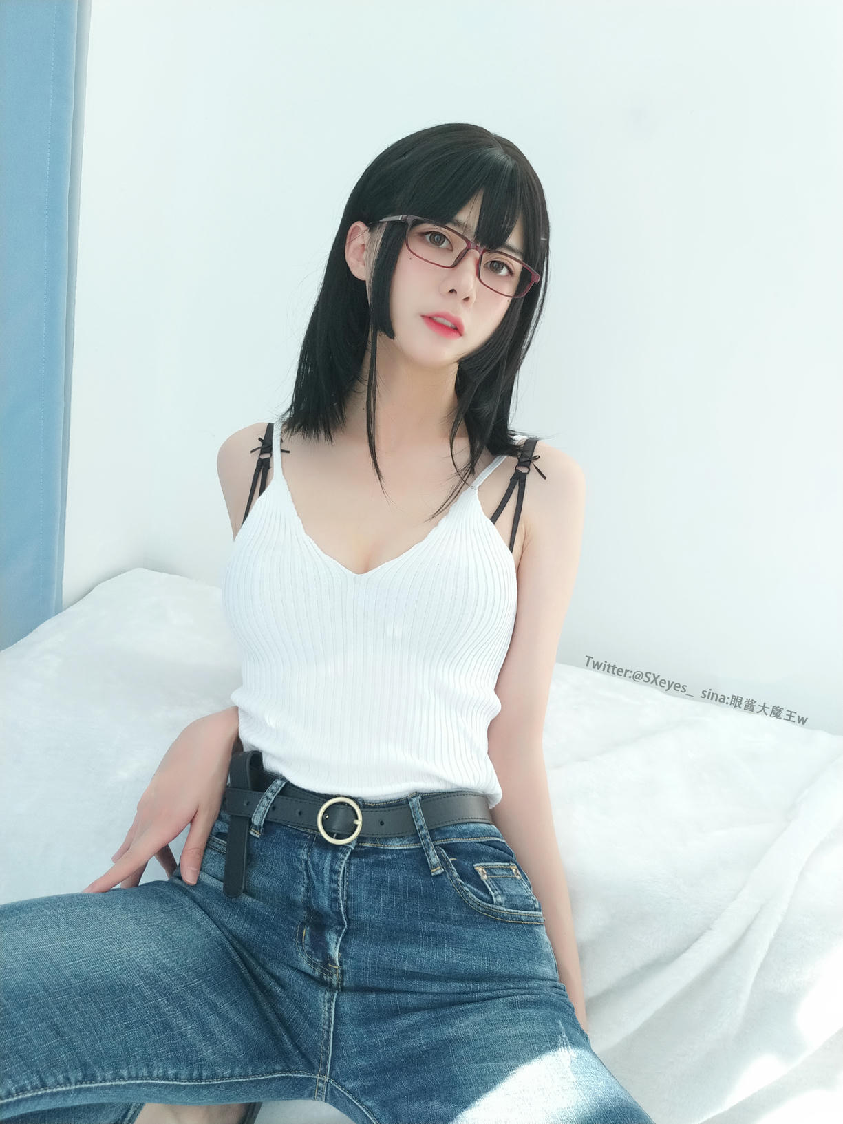 眼酱大魔王w NO.015 牛仔裤 [32P-164M]_第1集