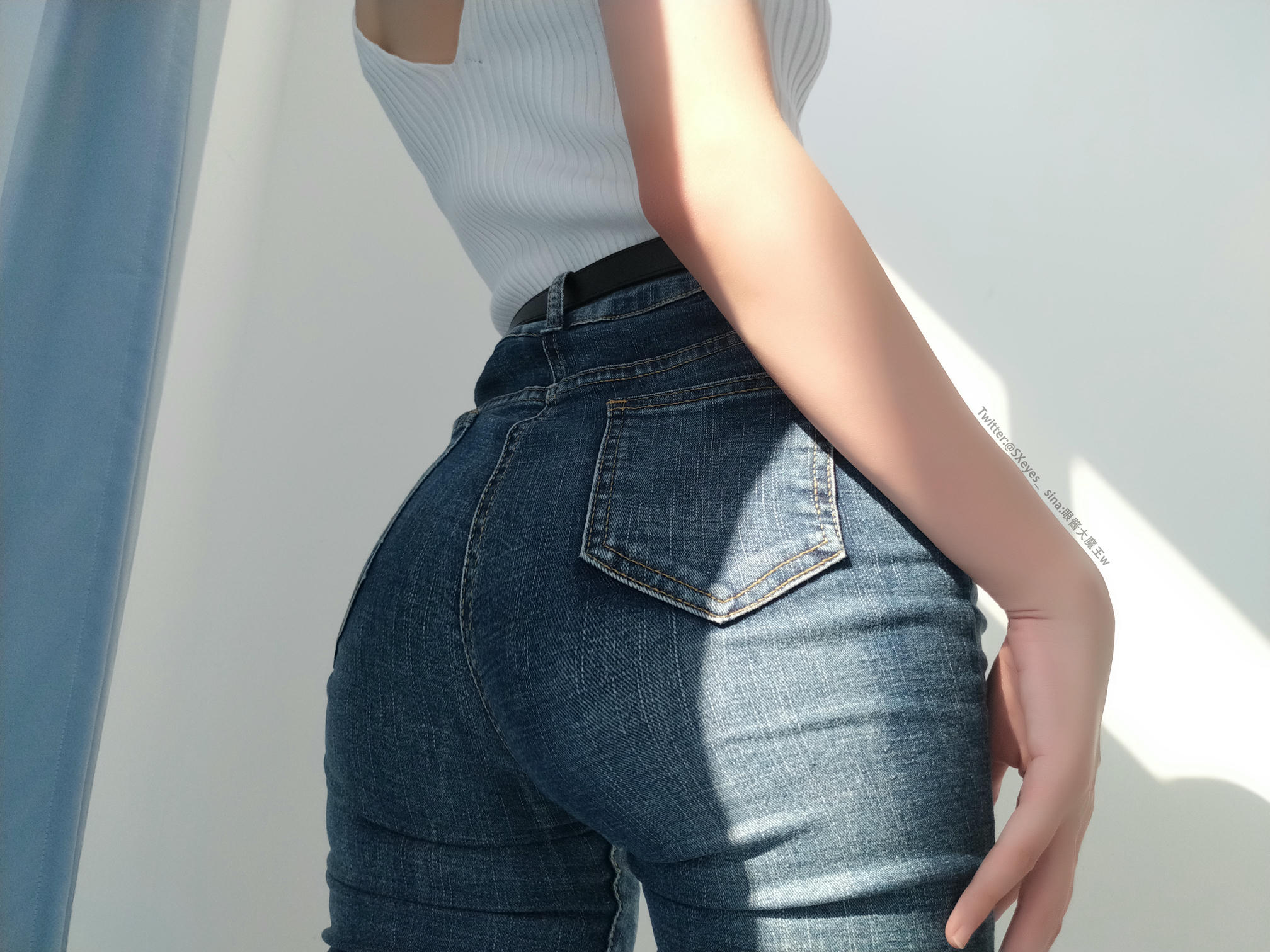 眼酱大魔王w NO.015 牛仔裤 [32P-164M]_第2集