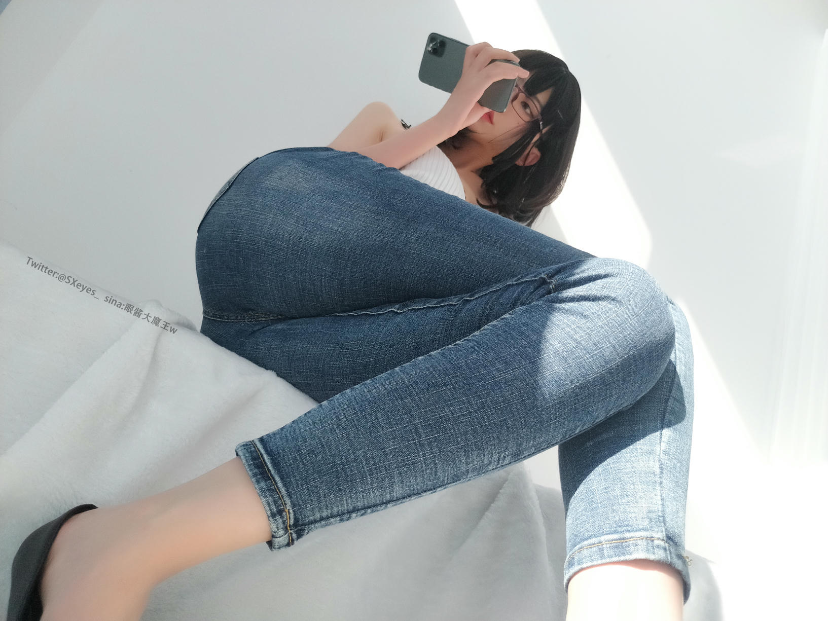 眼酱大魔王w NO.015 牛仔裤 [32P-164M]_第1集