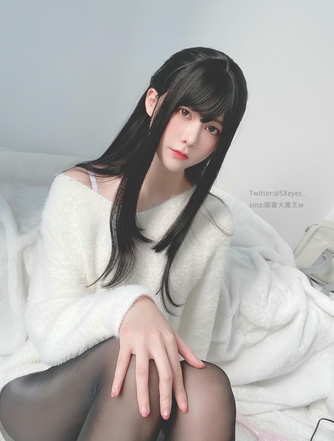 眼酱大魔王w NO.019 毛衣黑丝 [39P1V-190MB]_第1集