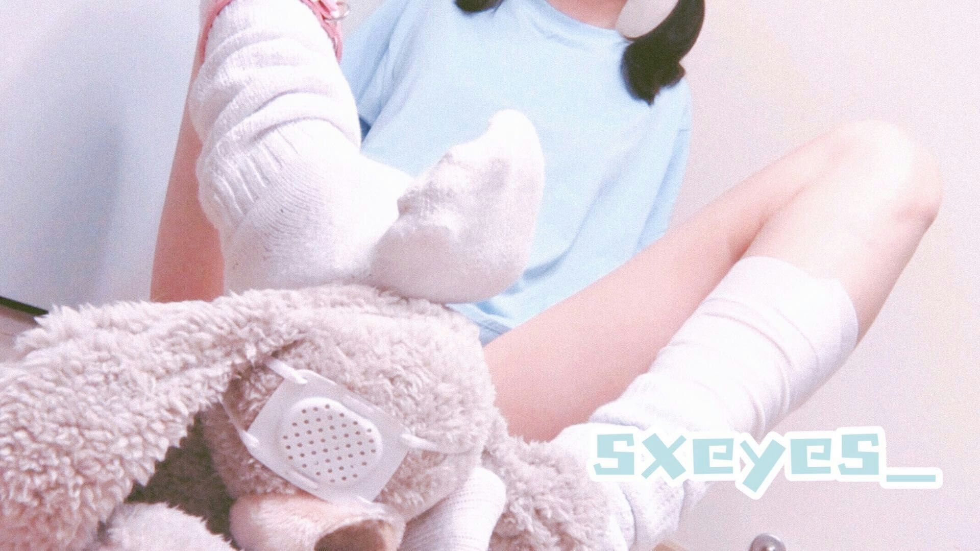 眼酱大魔王w 合集1 - 2-白丝黑丝_第1集