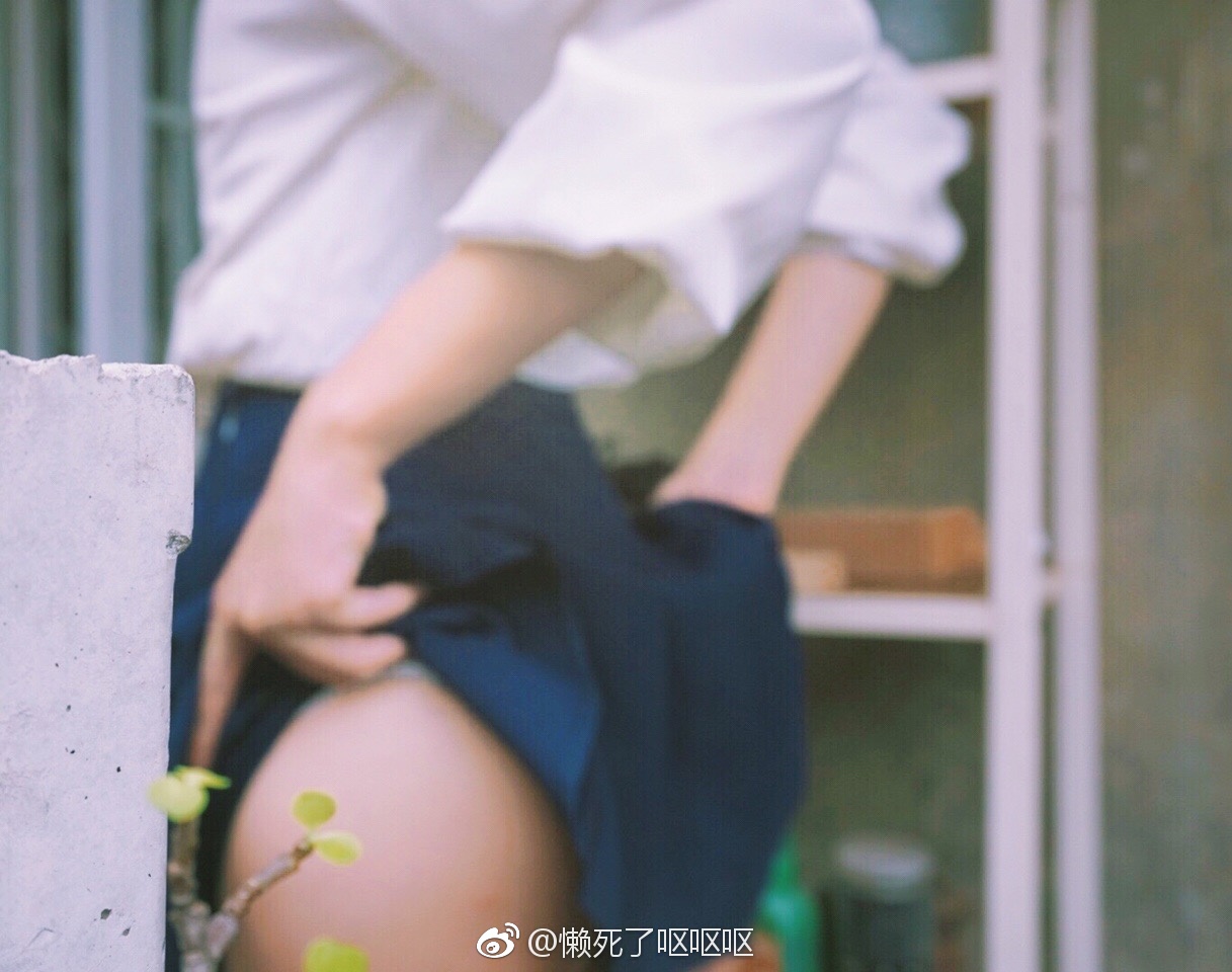 眼酱大魔王w 合集1 - 2-老宅腿腿_第1集