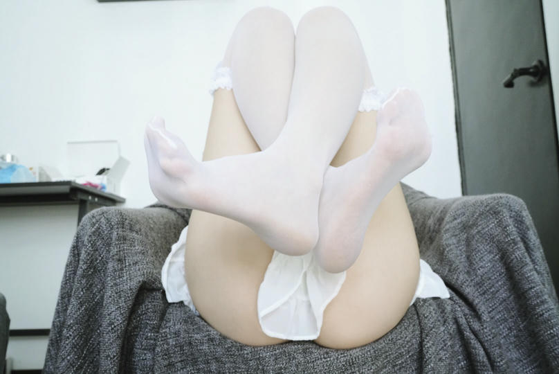 眼酱大魔王w 合集2 - 2-微博姬@眼眼兽 五月合集 绝对领域 女仆店 D.VA原版未压缩_第3集