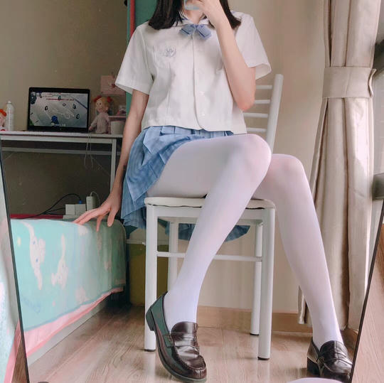 眼酱大魔王w 合集2 - 2-眼眼朋友圈与一些脸照_第1集