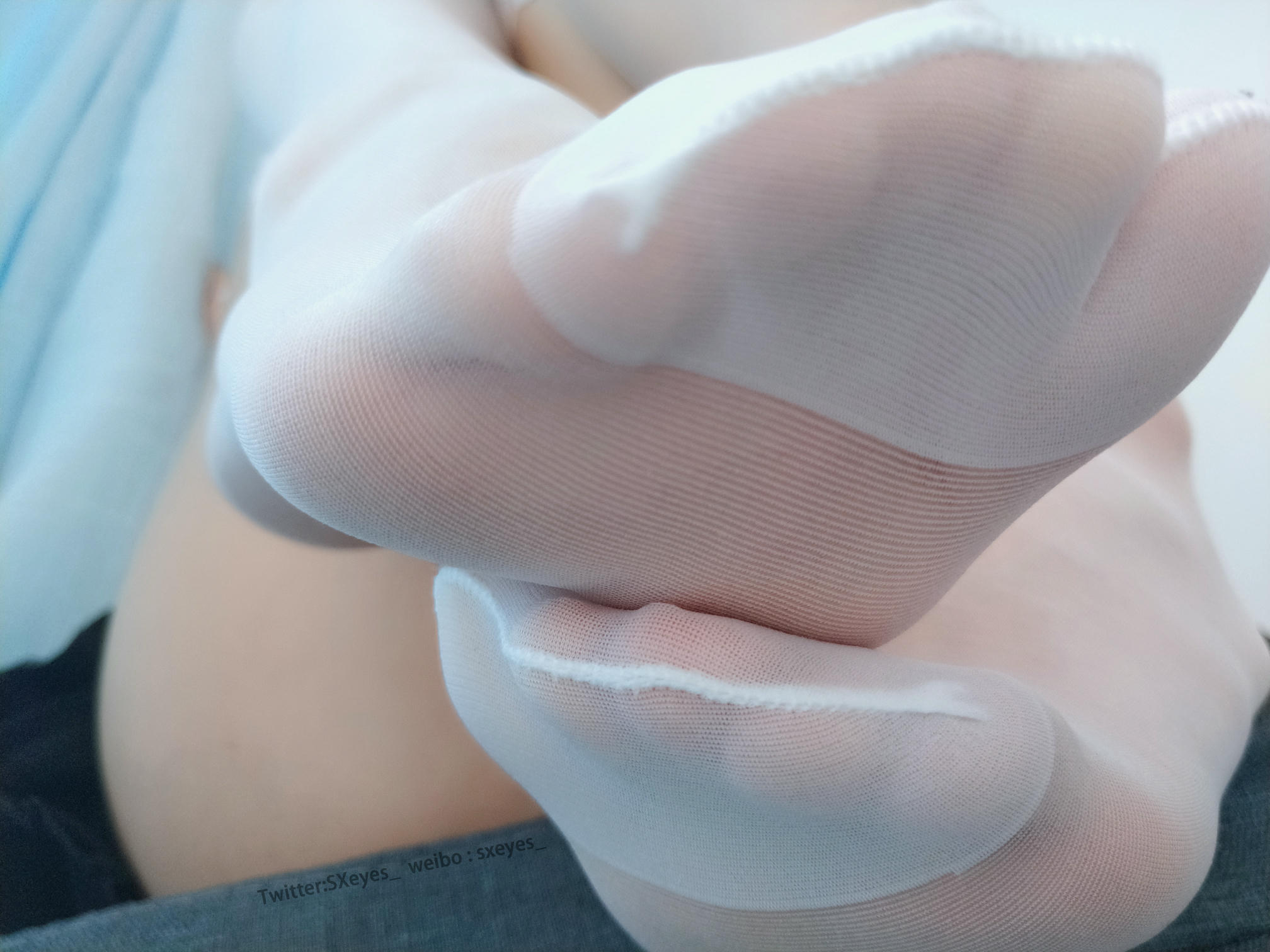 眼酱大魔王w NO.024 白蕾丝姐姐 [27P-126MB]_第2集