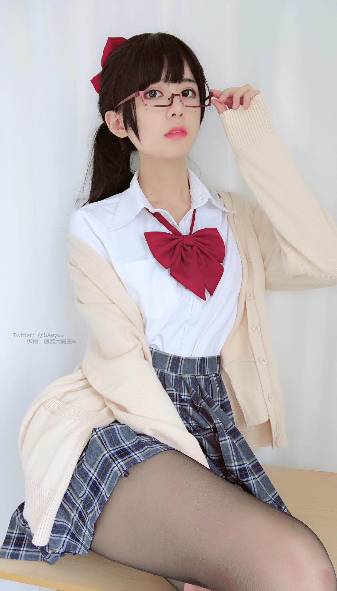 眼酱大魔王w 合集2 - 2-蝴蝶结黑丝_第1集