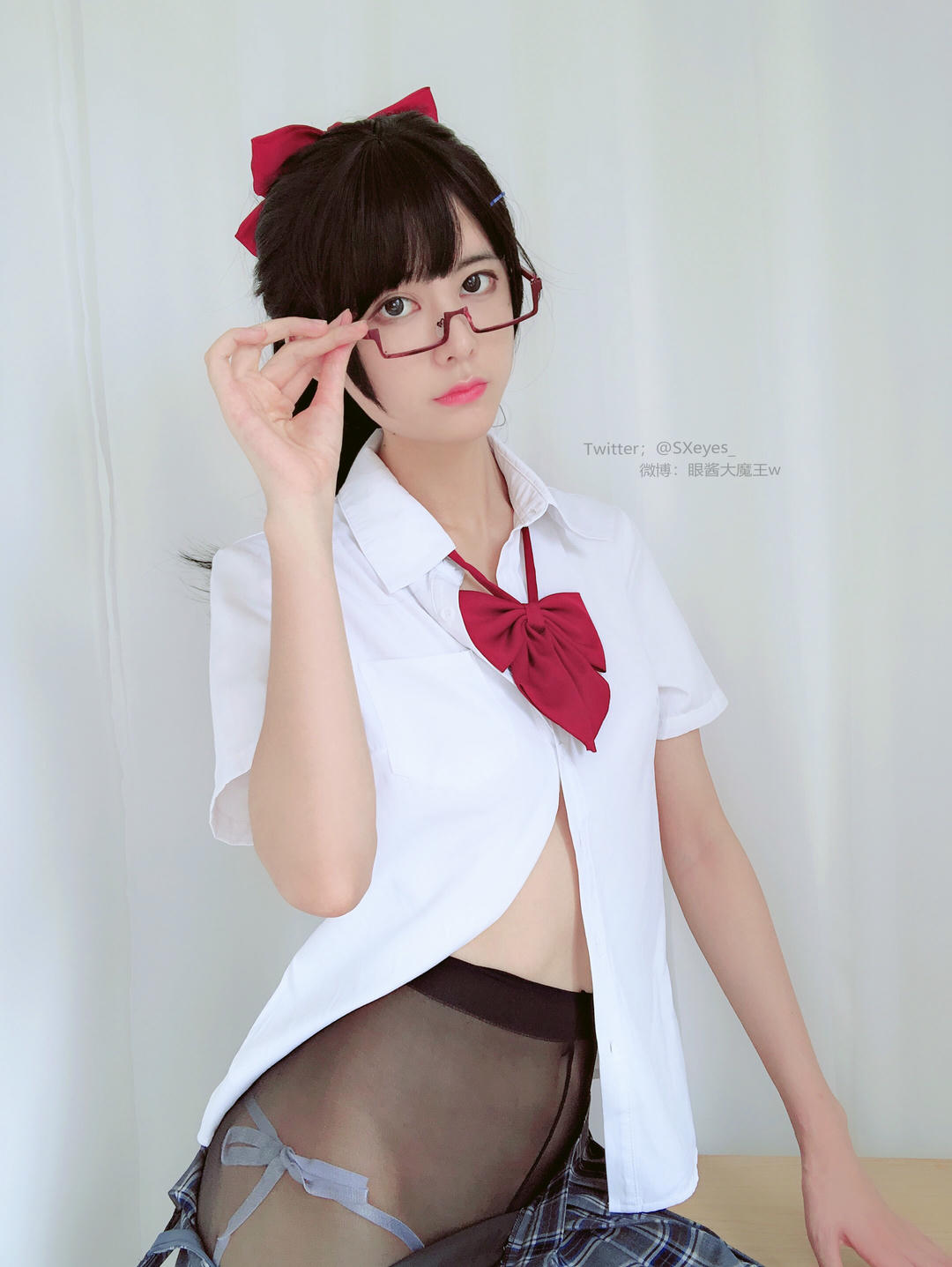 眼酱大魔王w 合集2 - 2-蝴蝶结黑丝_第1集