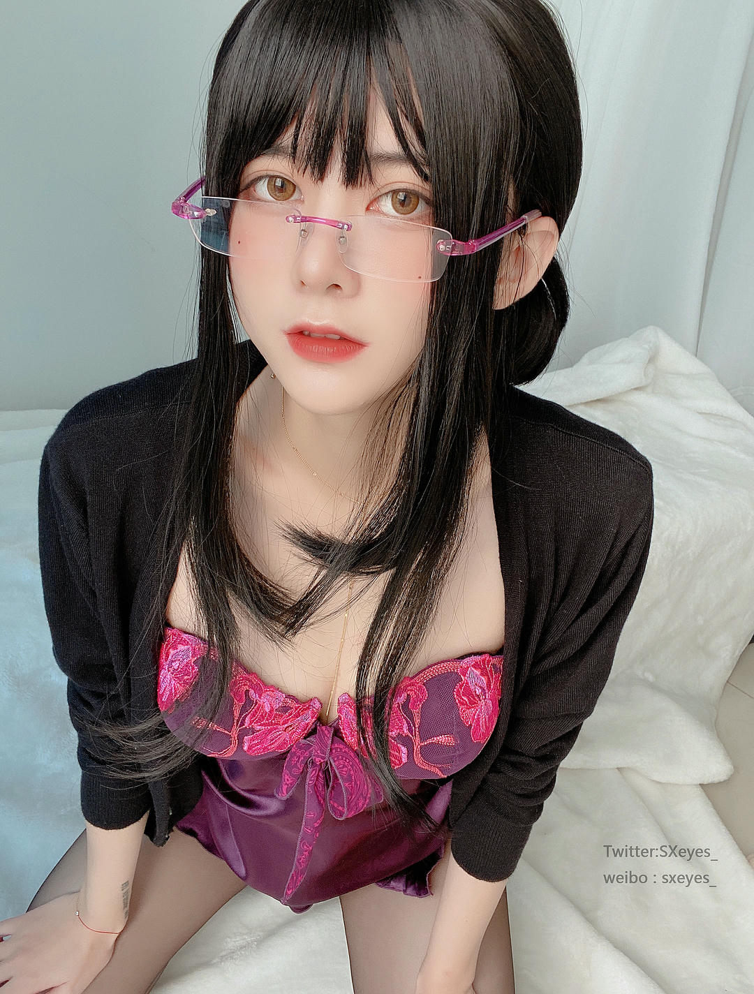 眼酱大魔王w NO.025 开档人妻感 [31P-245MB]_第1集