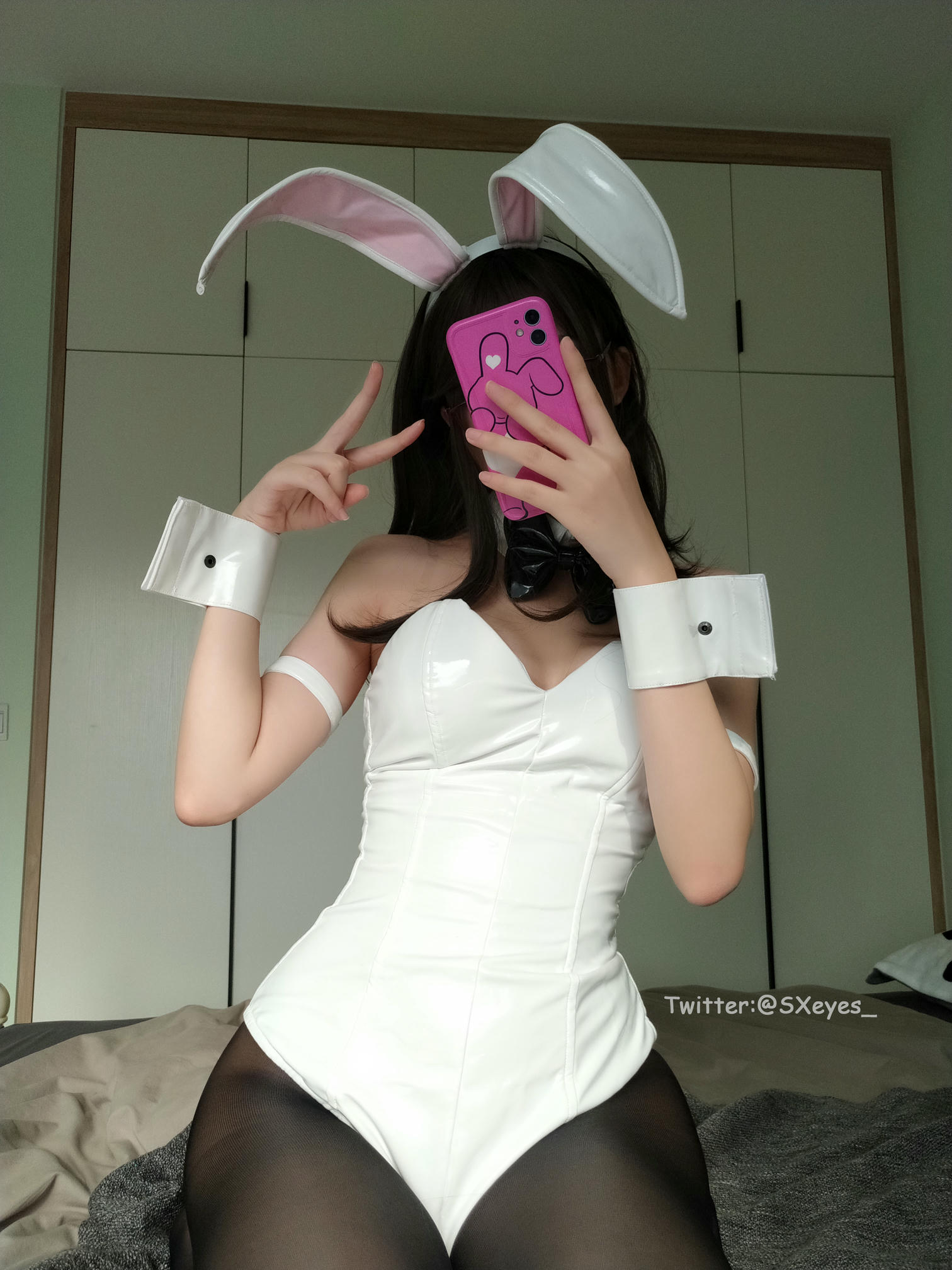 眼酱大魔王w NO.041 黑丝兔女郎 [25P-128MB]_第1集