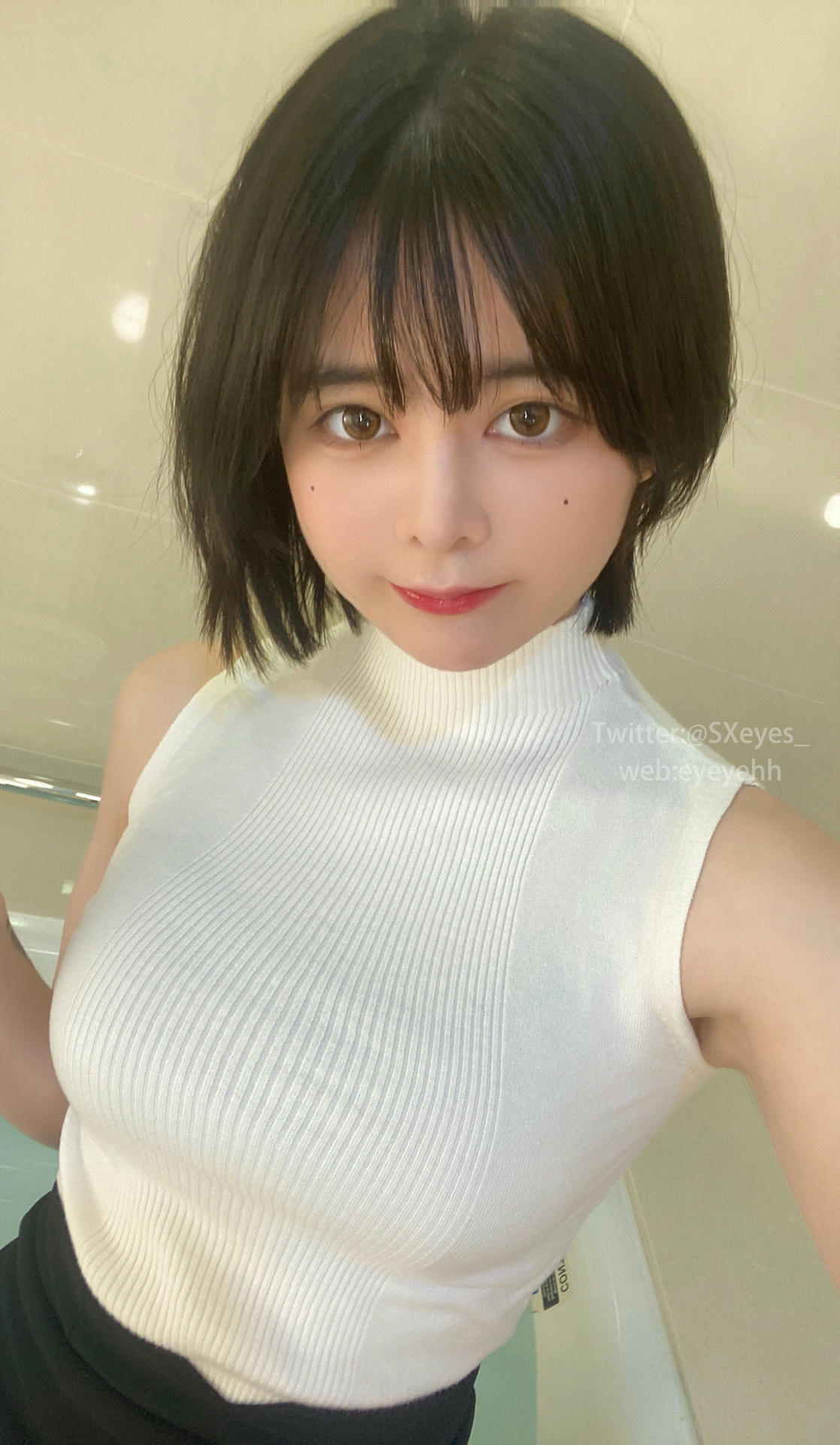 眼酱大魔王w NO.047 vol.33风吕に入る [26P1V-129MB]_第1集