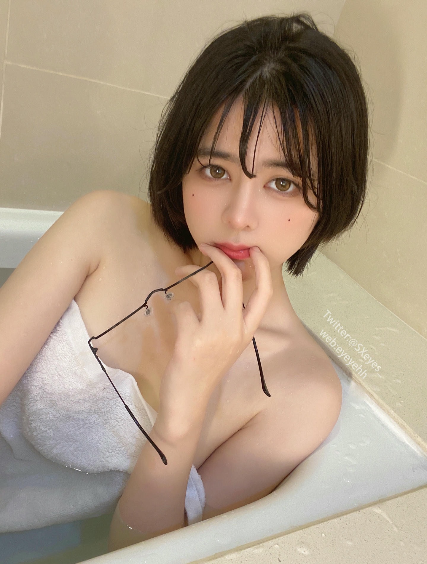 眼酱大魔王w NO.047 vol.33风吕に入る [26P1V-129MB]_第2集