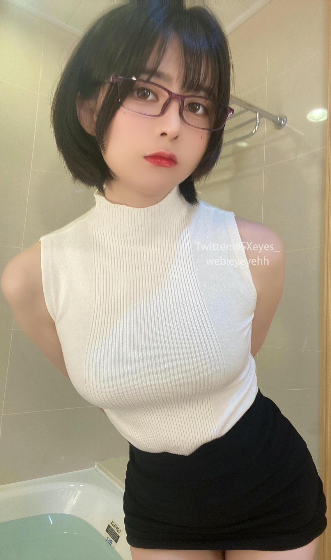 眼酱大魔王w NO.047 vol.33风吕に入る [26P1V-129MB]_第1集