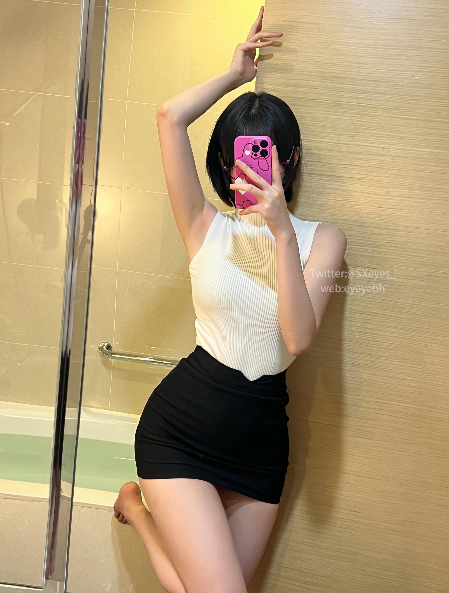 眼酱大魔王w NO.047 vol.33风吕に入る [26P1V-129MB]_第1集