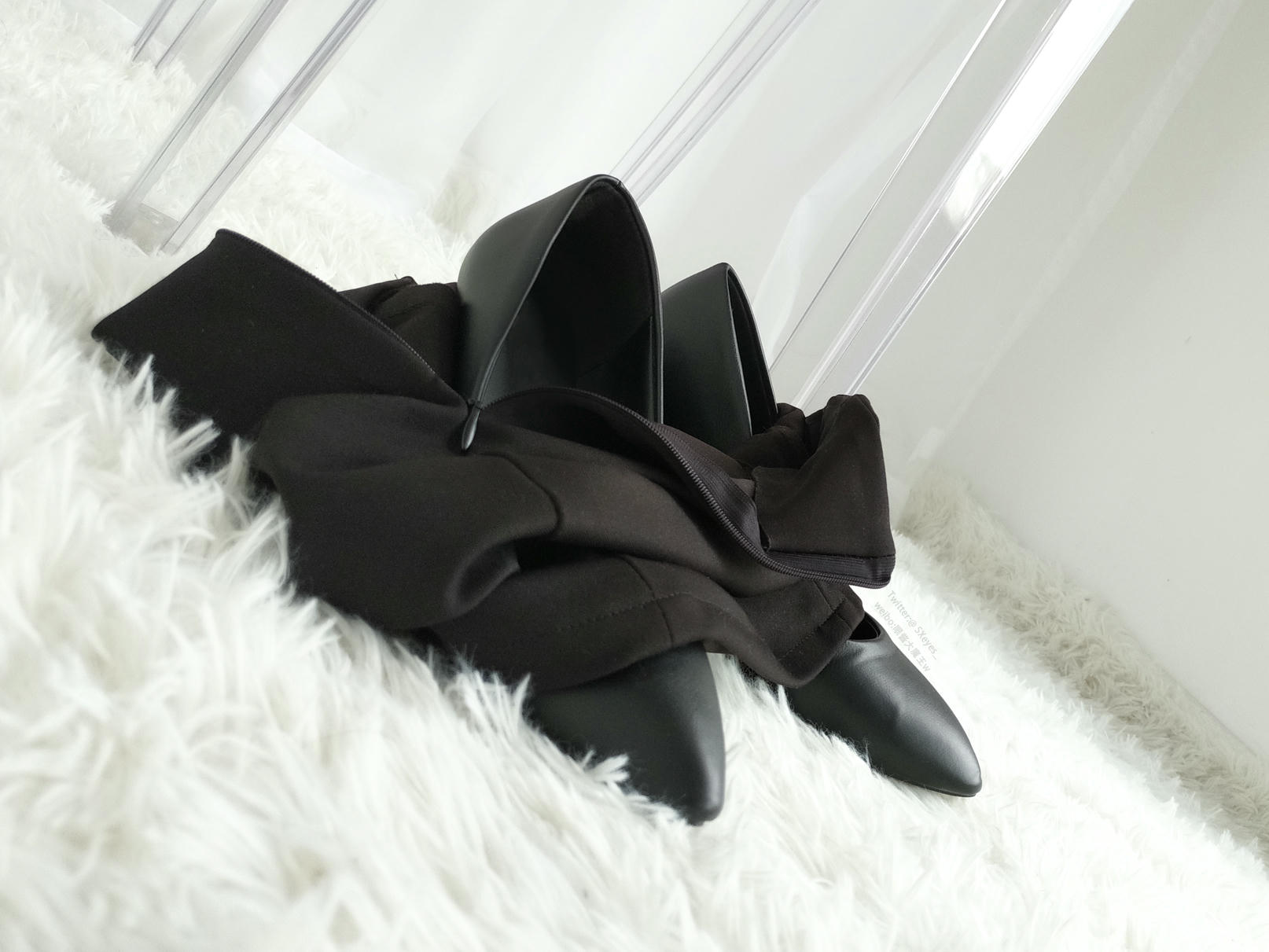 眼酱大魔王w NO.008 办公小姐姐w [26P-89MB]_第1集