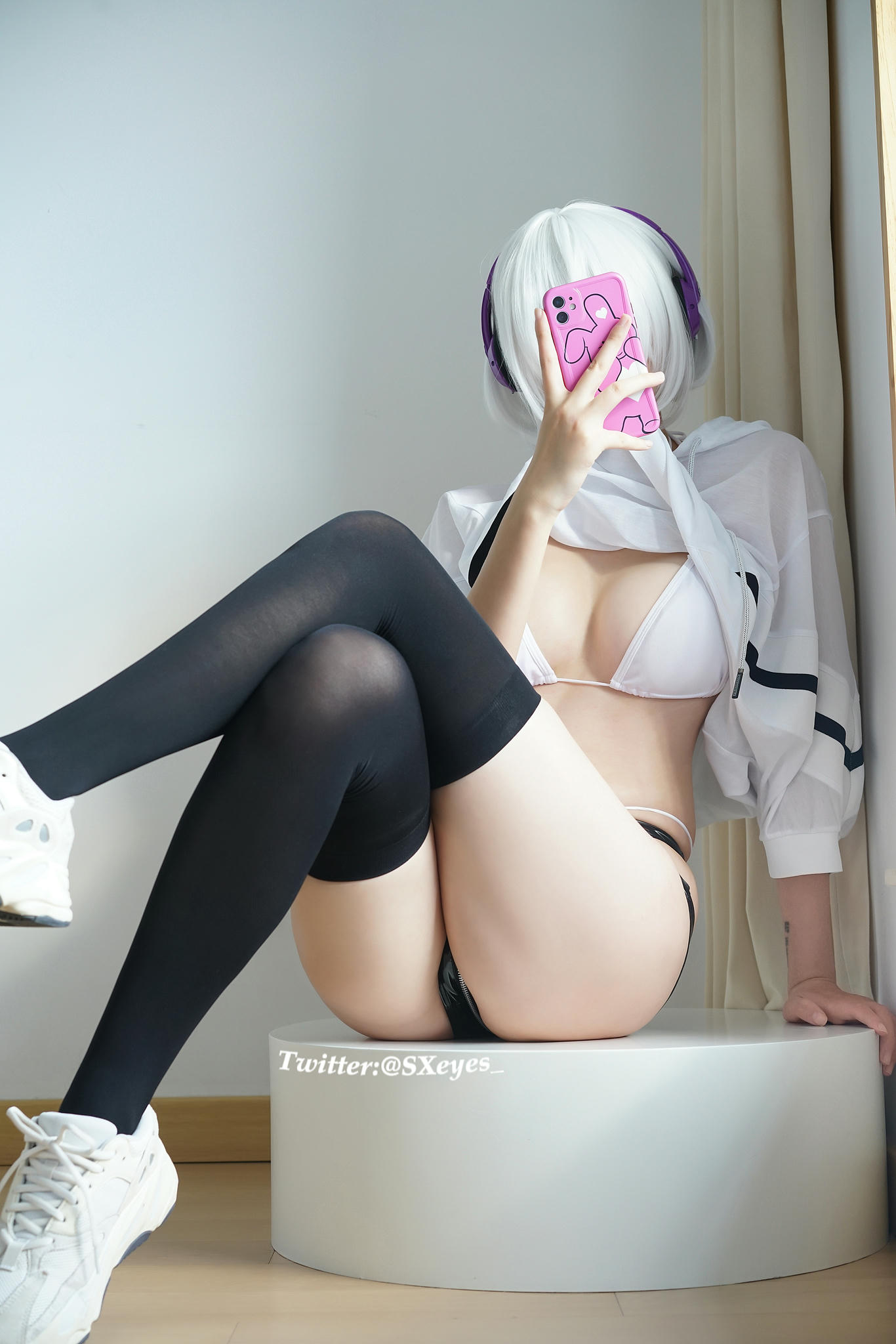 眼酱大魔王w NO.054 22年10月会员图集 [26P2V 304MB]-むちむちパーカー➕ビキニ🍑_第1集