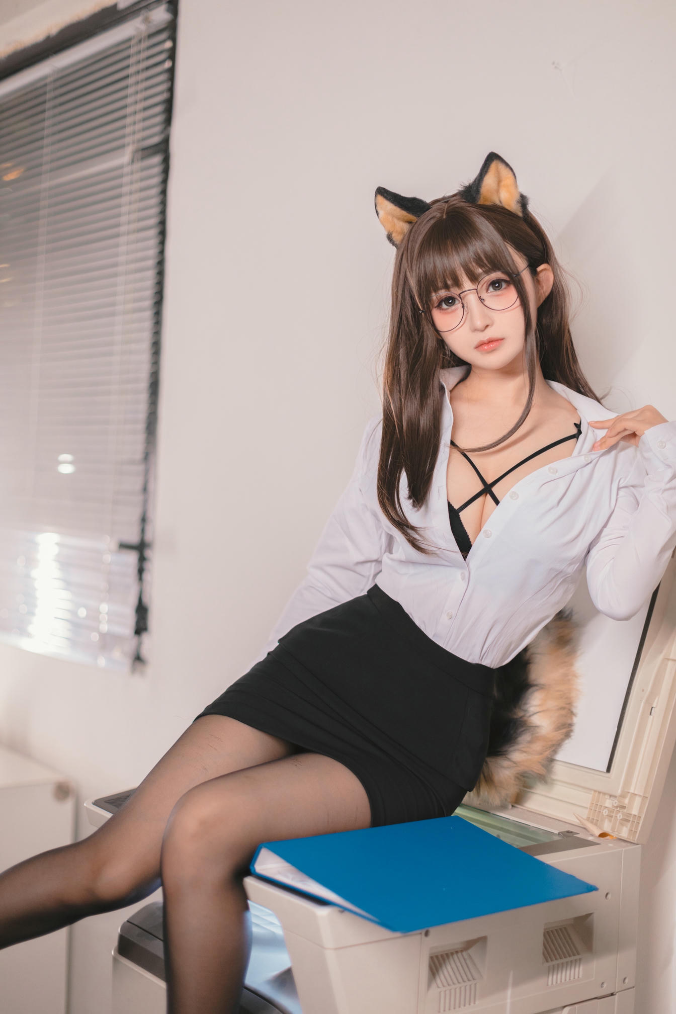 樱井宁宁-桜井宁宁 NO.039 柴犬秘书 [58P 1.2GB]_第1集