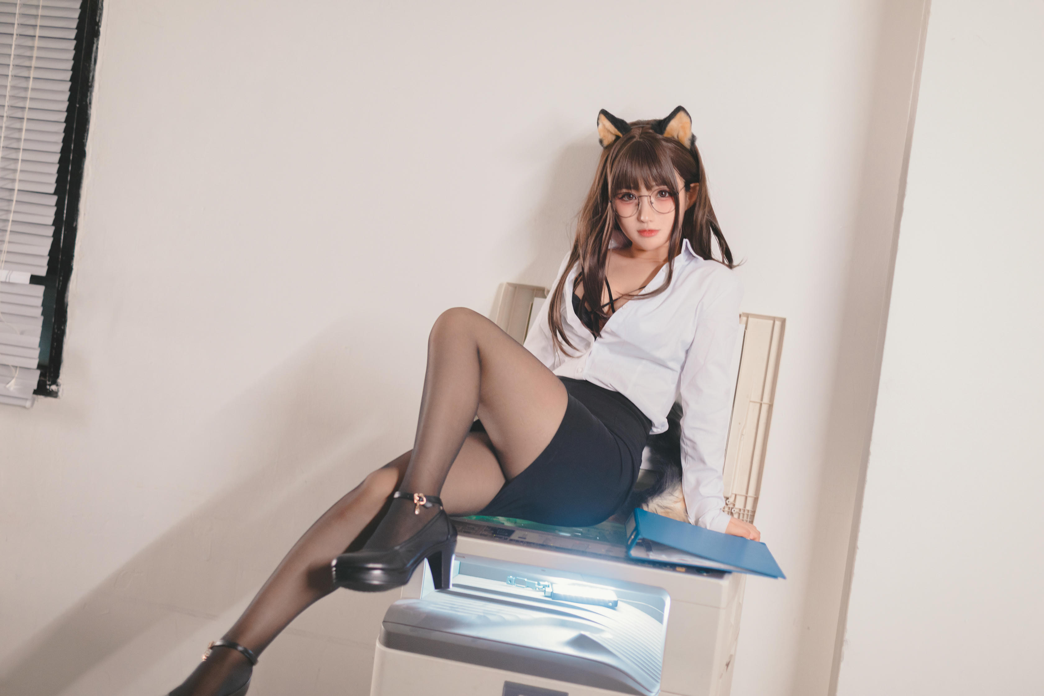 樱井宁宁-桜井宁宁 NO.039 柴犬秘书 [58P 1.2GB]_第1集