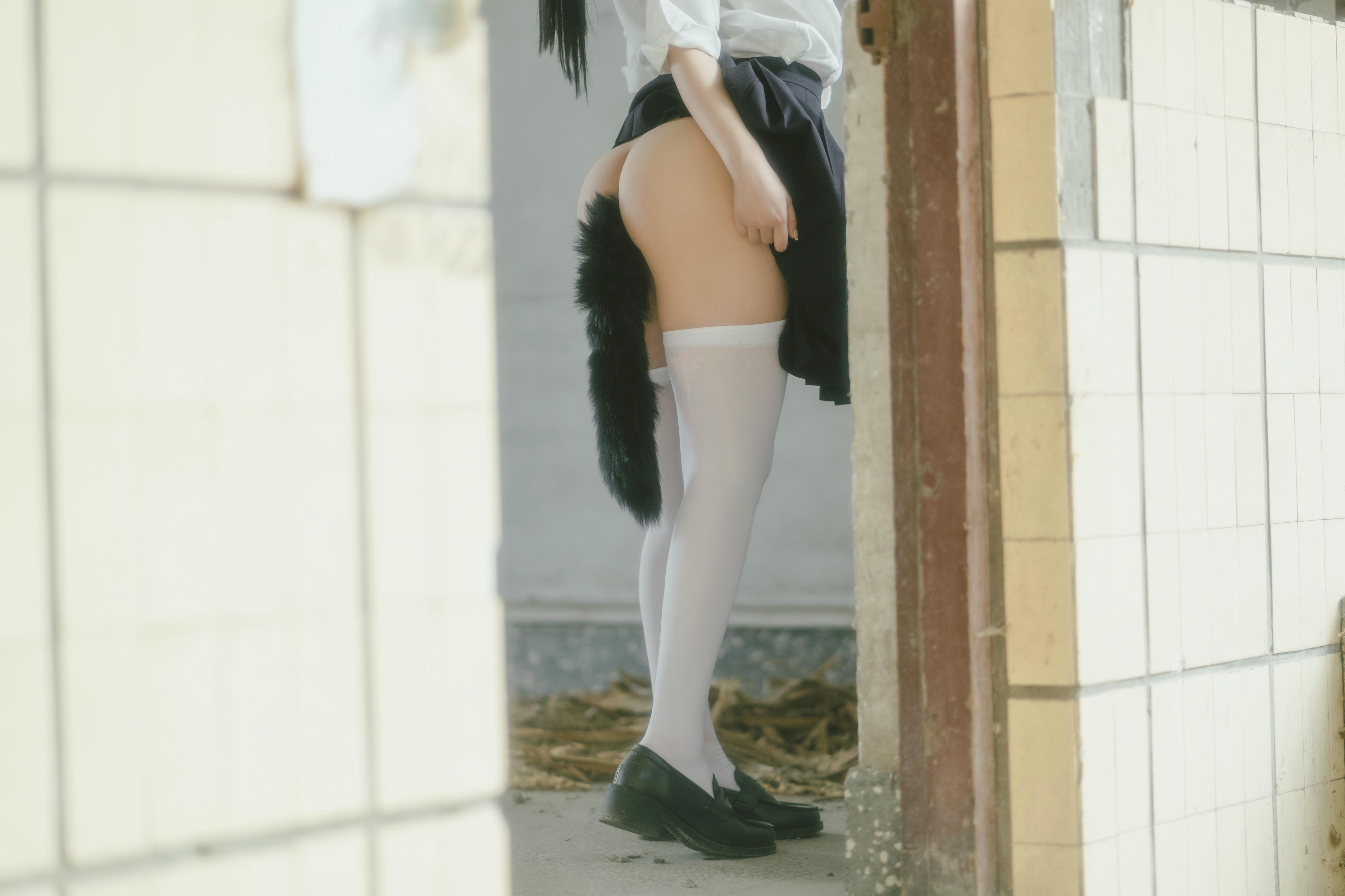 樱井宁宁-桜井宁宁 NO.055 废墟jk [74P 1.73GB]_第2集