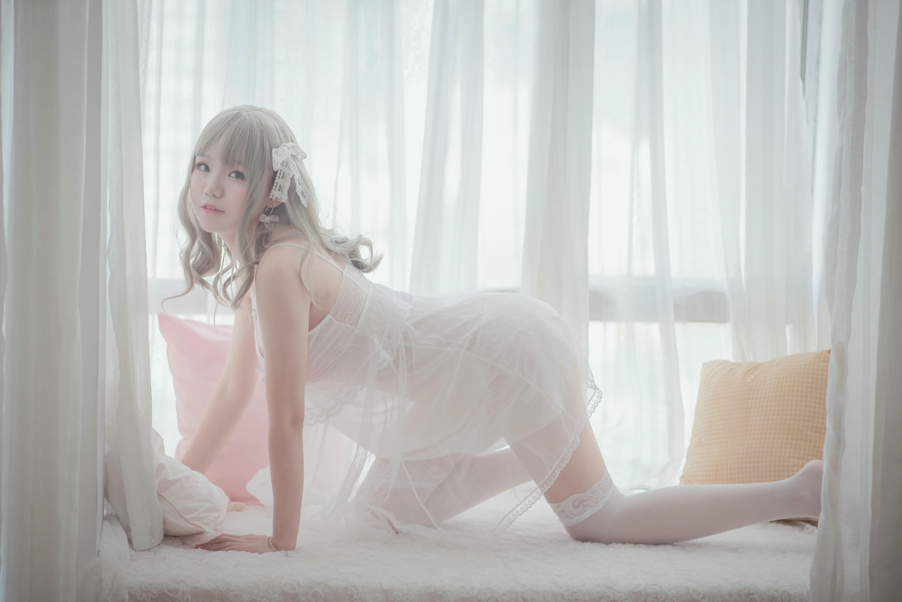 Yoko宅夏 NO.001 白色丝质连衣裙 [26P-161MB]_第1集