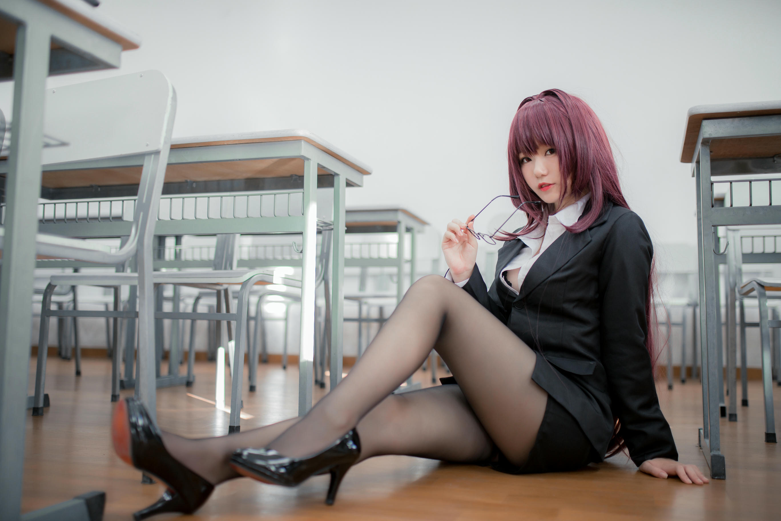 Yoko宅夏 NO.011 斯卡哈教师 [33P-266MB]_第1集