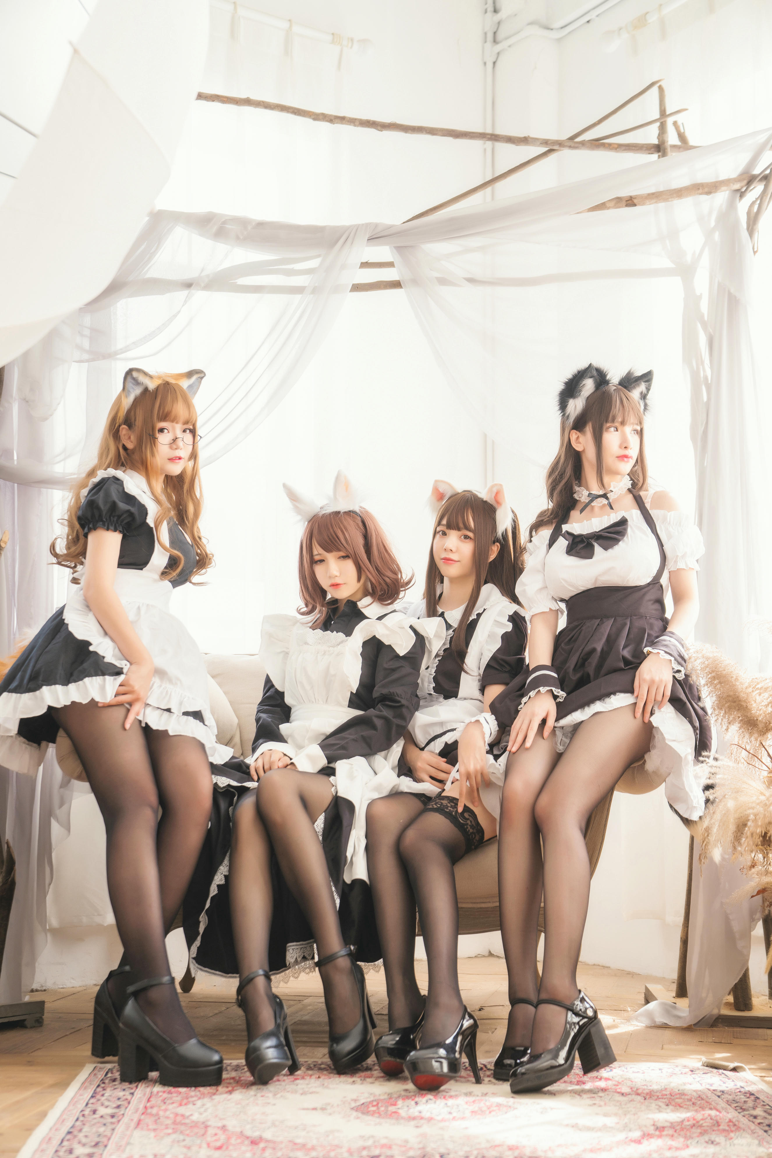 Yoko宅夏 NO.016 小野妹子w &白金&宅夏&前羽 四人彼女电子档 [176P-3720MB]_第2集