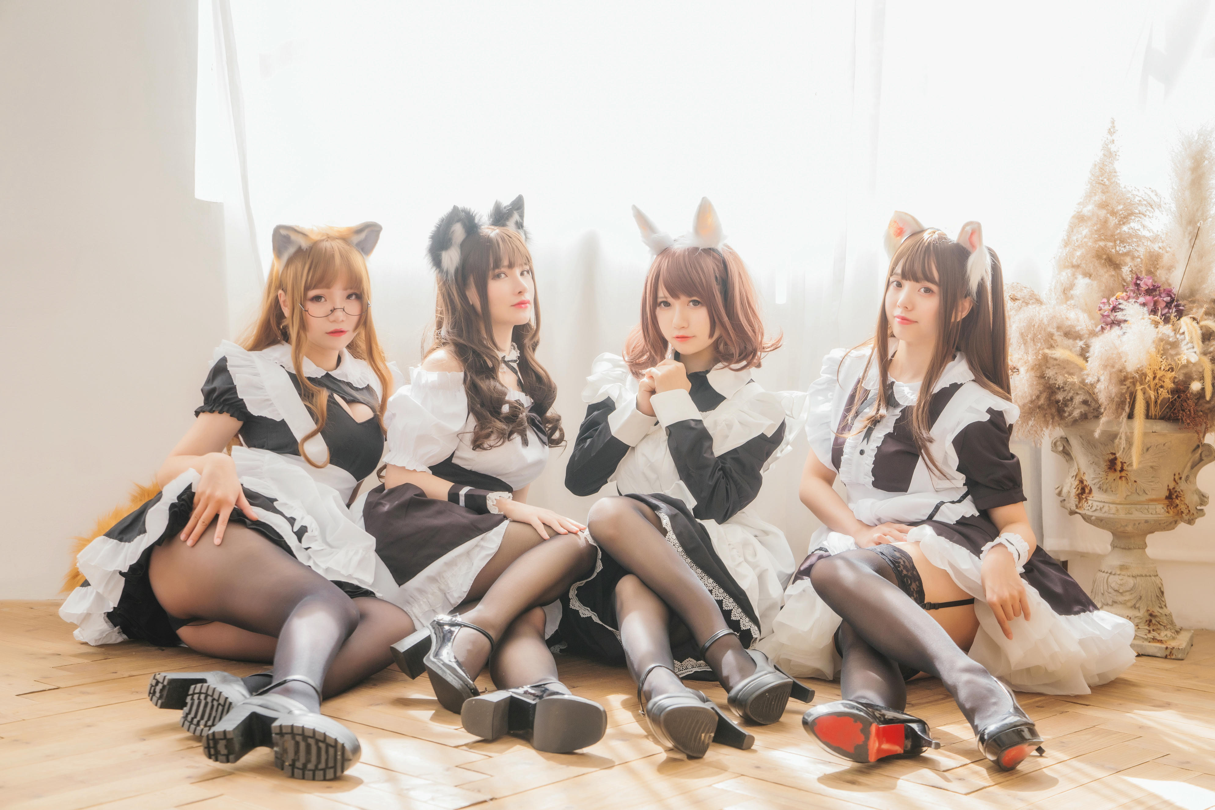 Yoko宅夏 NO.016 小野妹子w &白金&宅夏&前羽 四人彼女电子档 [176P-3720MB]_第2集