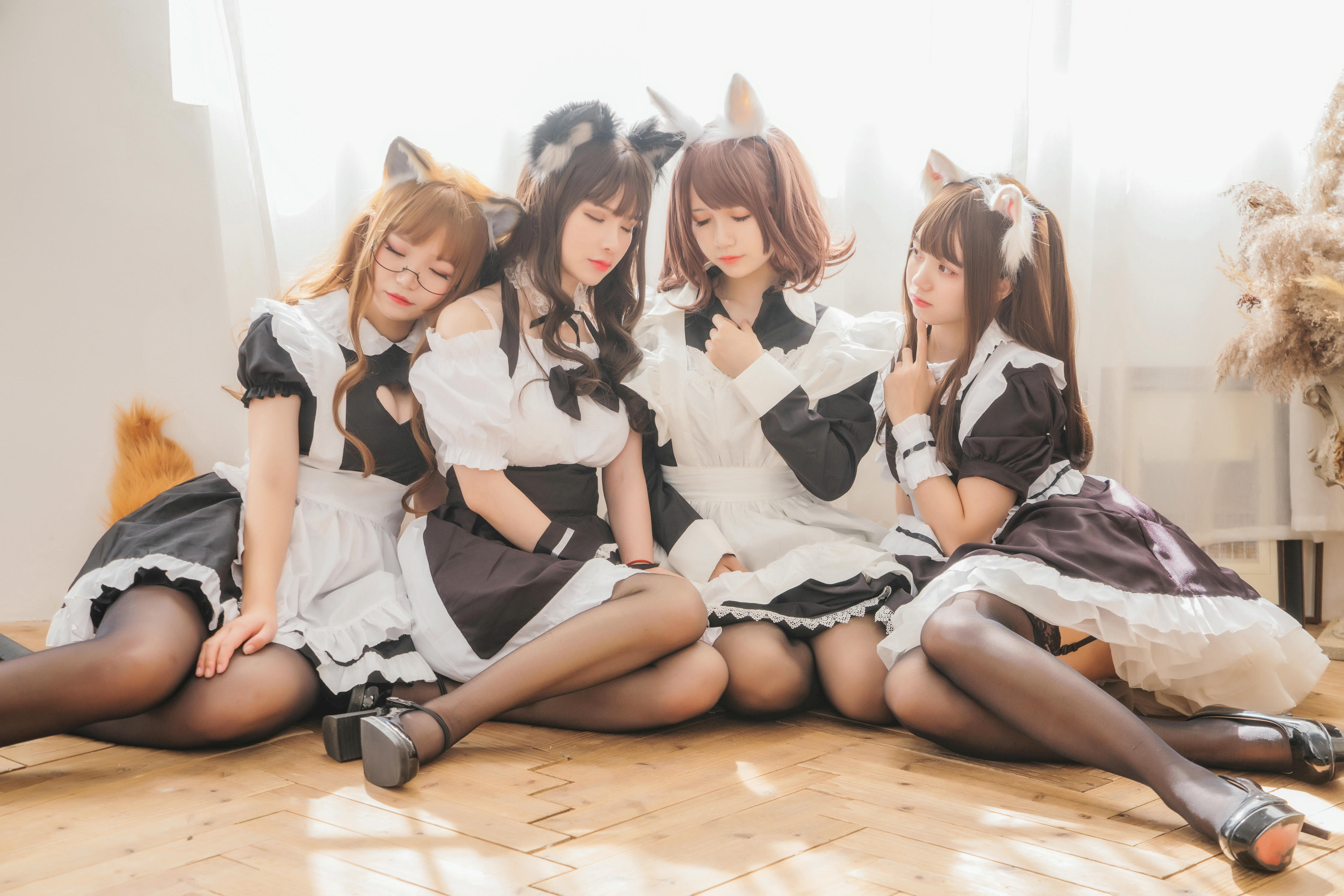 Yoko宅夏 NO.016 小野妹子w &白金&宅夏&前羽 四人彼女电子档 [176P-3720MB]_第2集